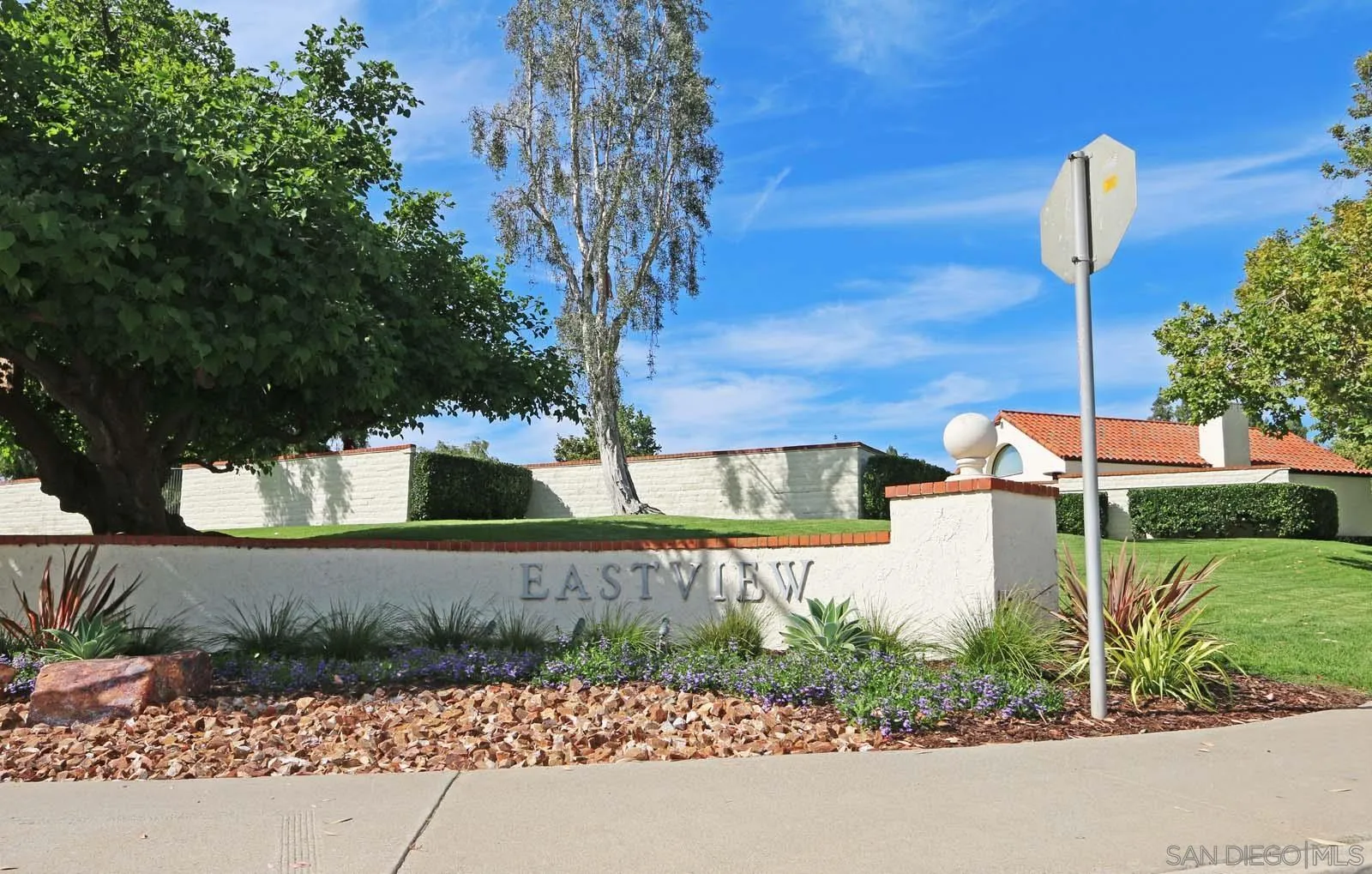 https://cdn.realtyfeed.com/cdn/127/260001795/10c624e0fbaffb60ce4937514fe62744.webp
