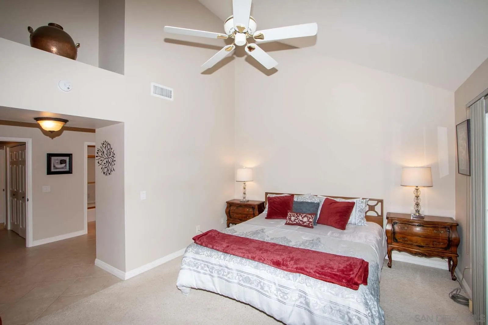 https://cdn.realtyfeed.com/cdn/127/260001795/38c16f676fd6629ec5ab4d3a5d278f4a.webp