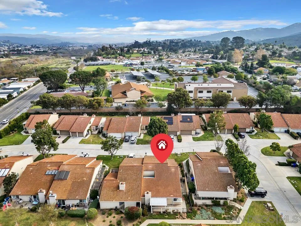 https://cdn.realtyfeed.com/cdn/127/260001797/6869ba260068ef5a6fe779a5cba52044.webp