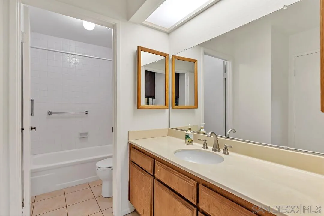 https://cdn.realtyfeed.com/cdn/127/260001797/6ee7ceb11ccbbe1ddf1c692ad13d71d5.webp