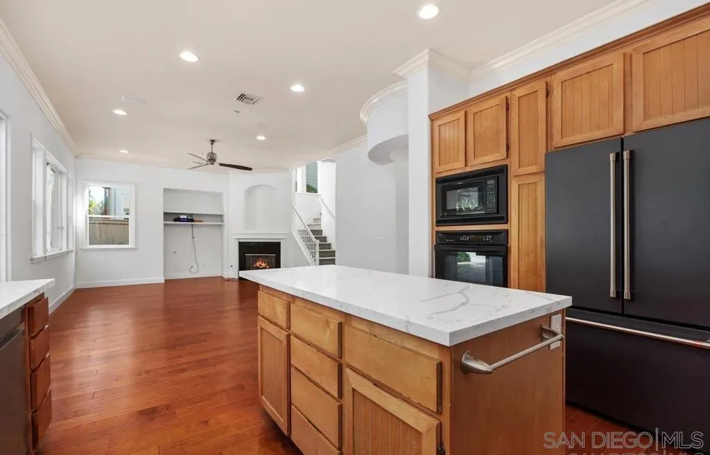 https://cdn.realtyfeed.com/cdn/127/2600018/a52762d8e497521f85563817fdc04004.webp