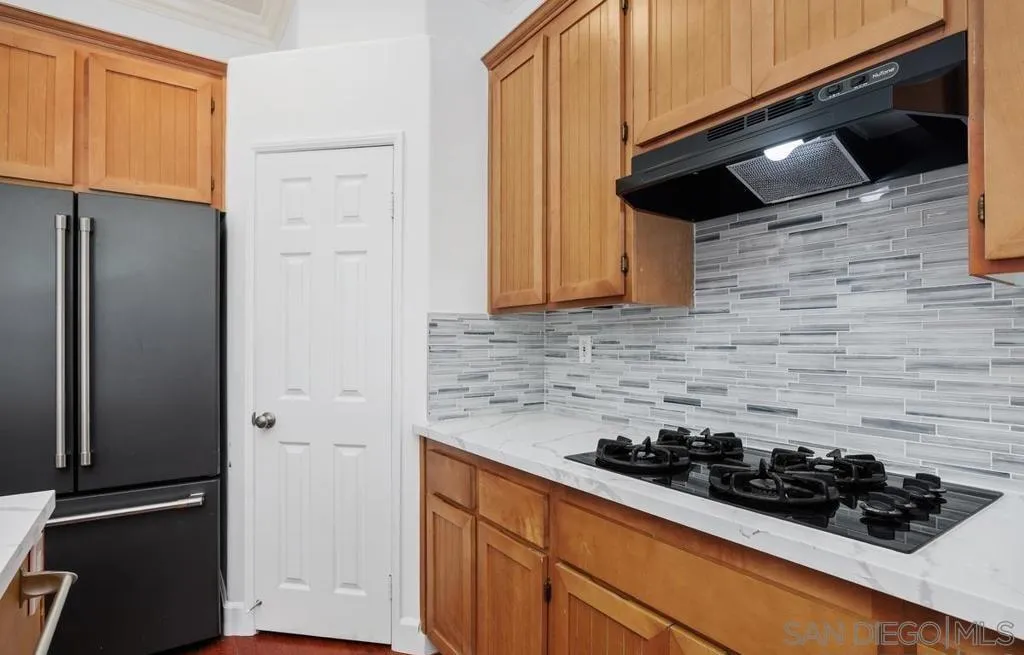 https://cdn.realtyfeed.com/cdn/127/2600018/aa1667c69edf78278d0a80f557eee071.webp