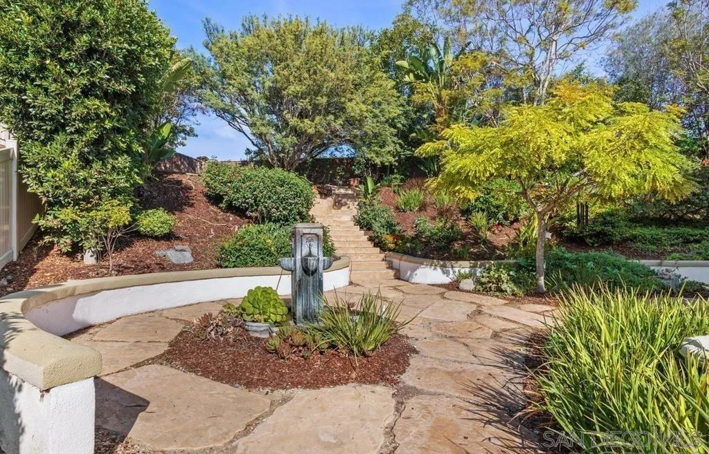 https://cdn.realtyfeed.com/cdn/127/2600018/b3a03966f18425c819c41a46f2357943.webp