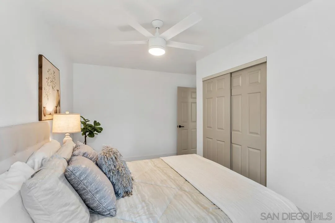 https://cdn.realtyfeed.com/cdn/127/260001800/462174bf2f9d714f1523307674e11ef3.webp
