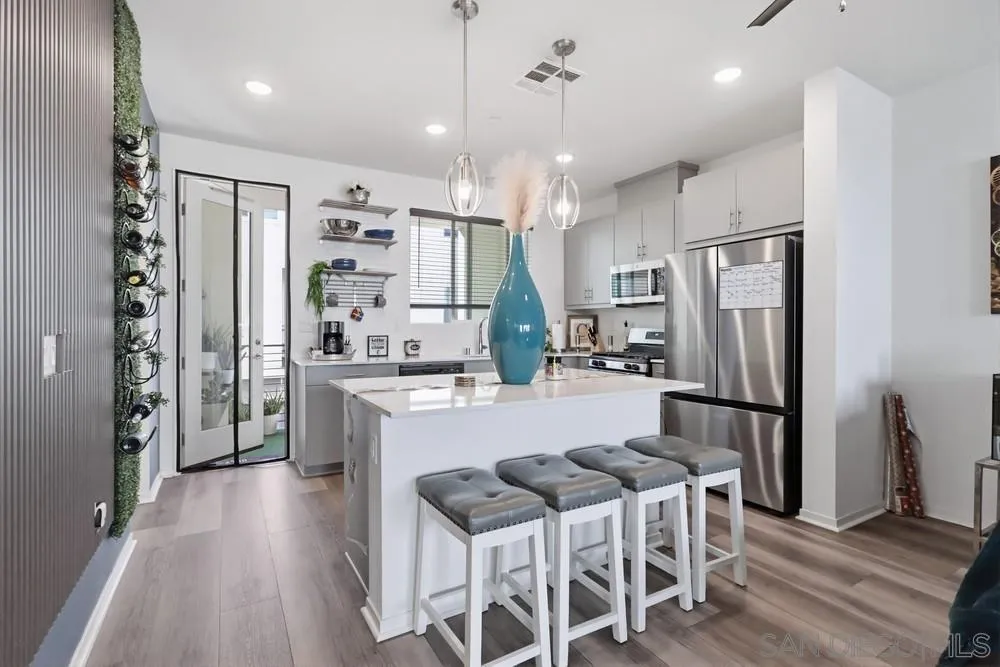 Photo #7: 260001803 Listing: Photo #7