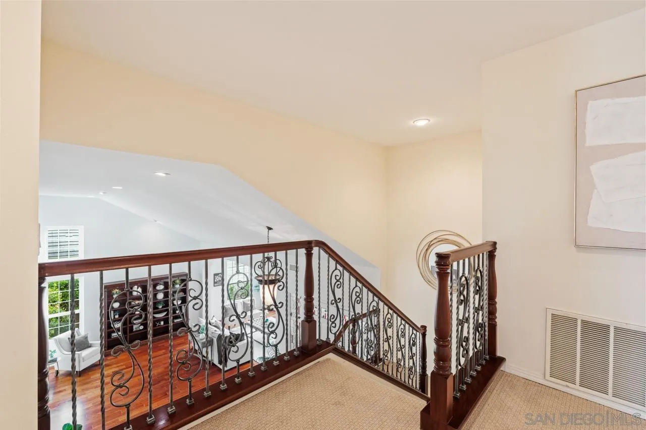 https://cdn.realtyfeed.com/cdn/127/260001805/6783a18ff30adf44d7535a2b8c209794.webp