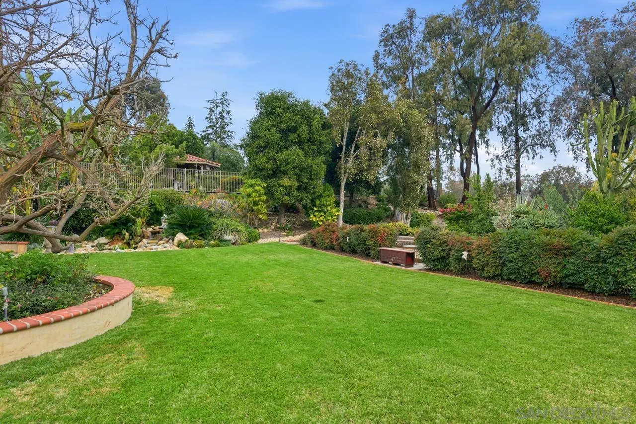 https://cdn.realtyfeed.com/cdn/127/260001805/78e430ad82dfacdac34c377f5365d635.webp