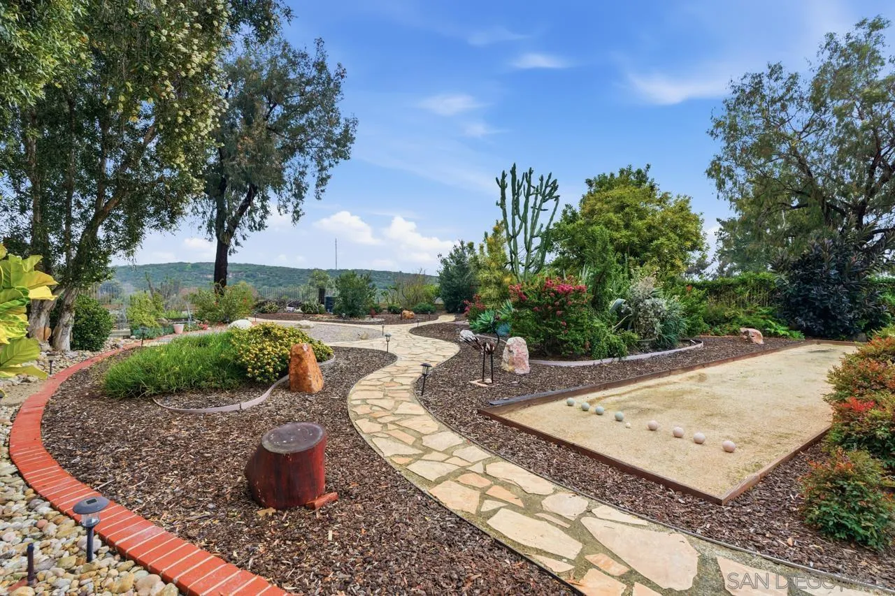 https://cdn.realtyfeed.com/cdn/127/260001805/d375c3bb442eaab274e54b559f3405a6.webp