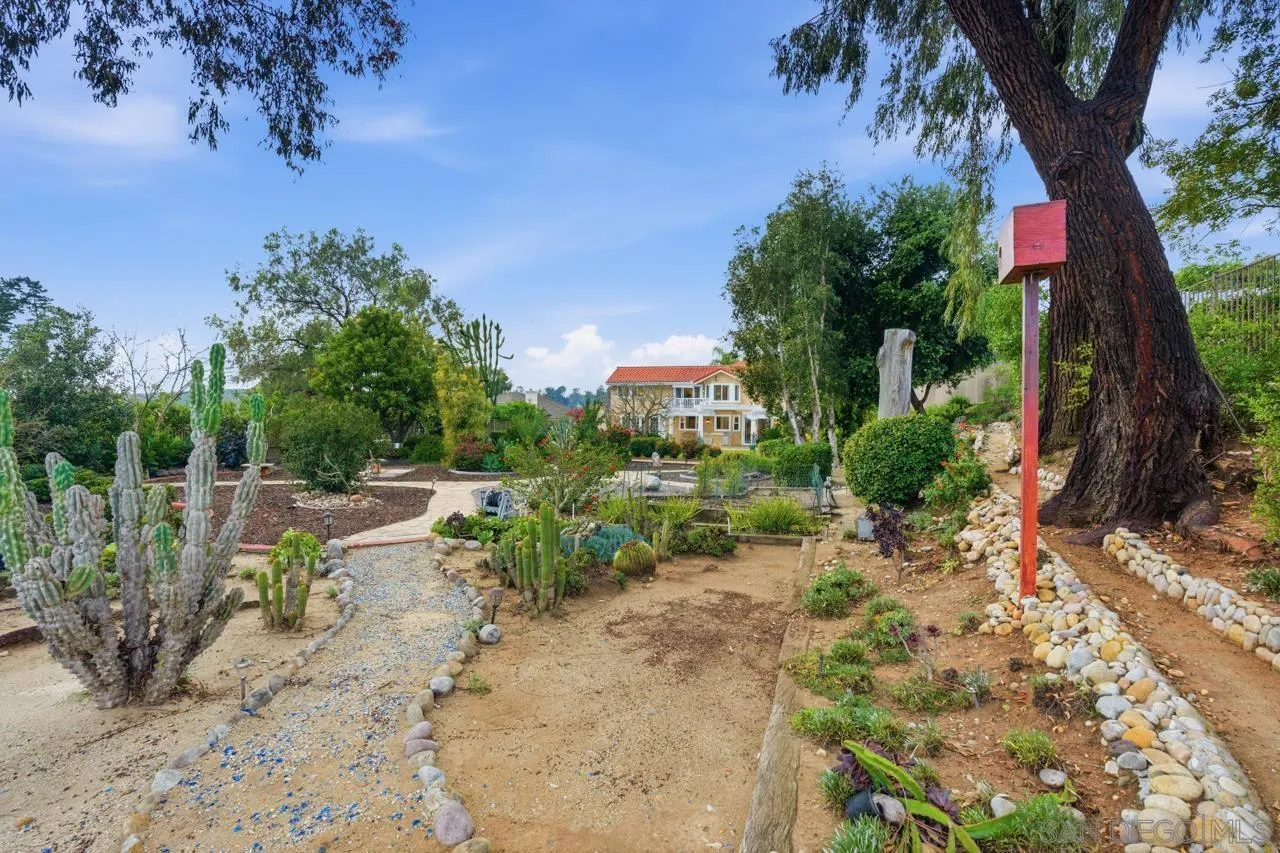 https://cdn.realtyfeed.com/cdn/127/260001805/d75692d507eef830ee1532f87234142d.webp