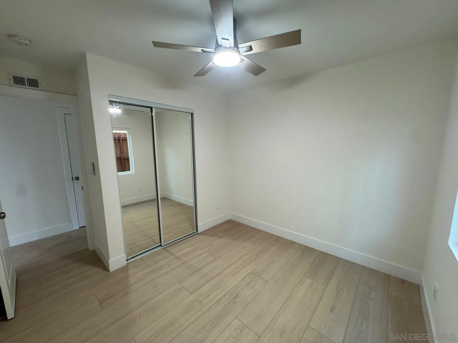 https://cdn.realtyfeed.com/cdn/127/260001806/4d583830ad33099814cf4f168f70e6f9.webp