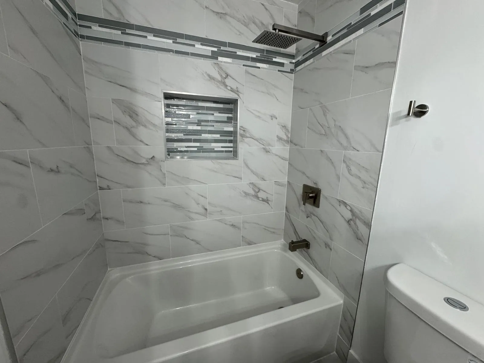 https://cdn.realtyfeed.com/cdn/127/260001806/6a5e9b2e64481e65d642b9dc915f7296.webp