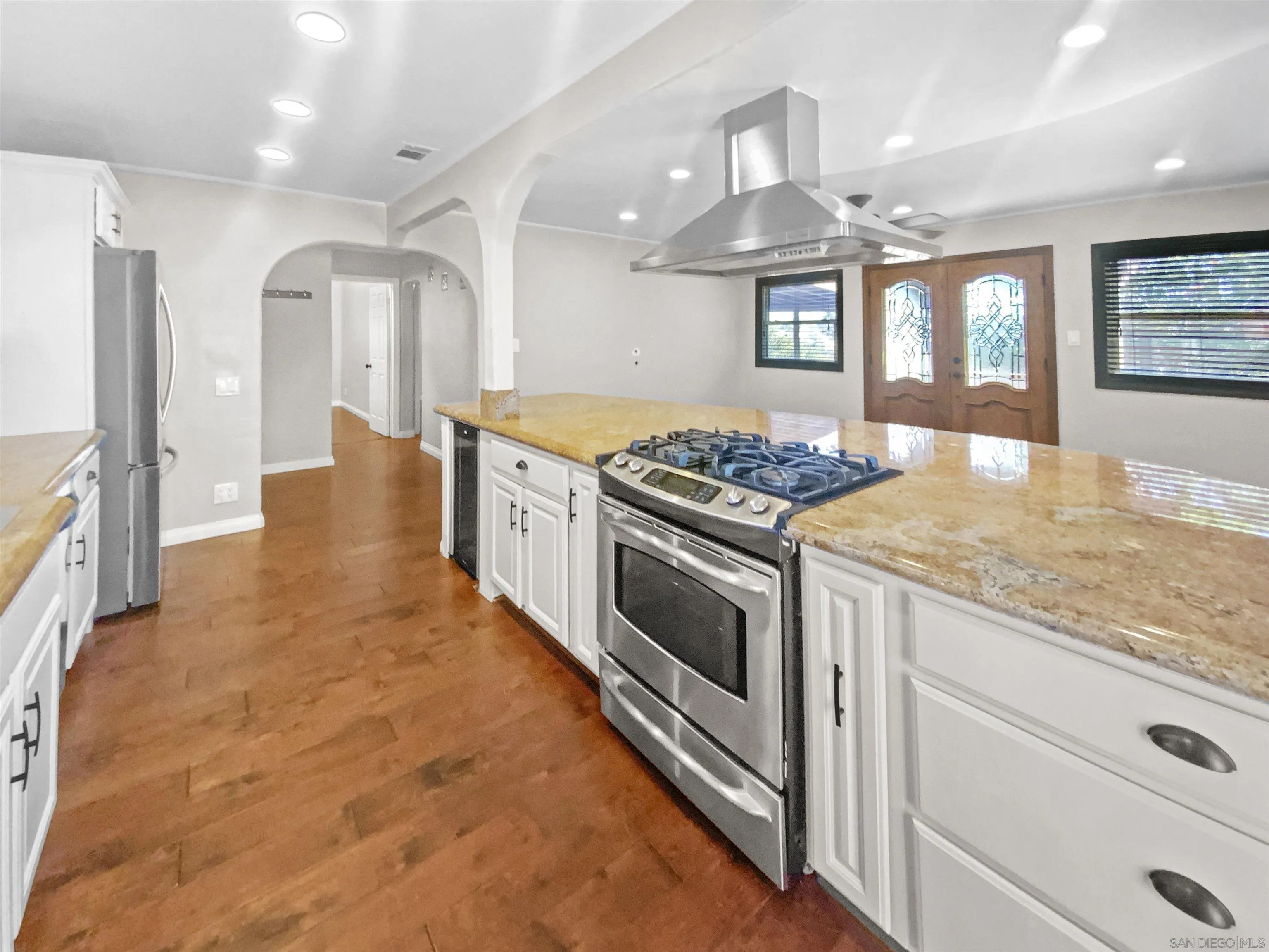 https://cdn.realtyfeed.com/cdn/127/260001807/57e31bdbb6498a2c2327395a416142d6.webp