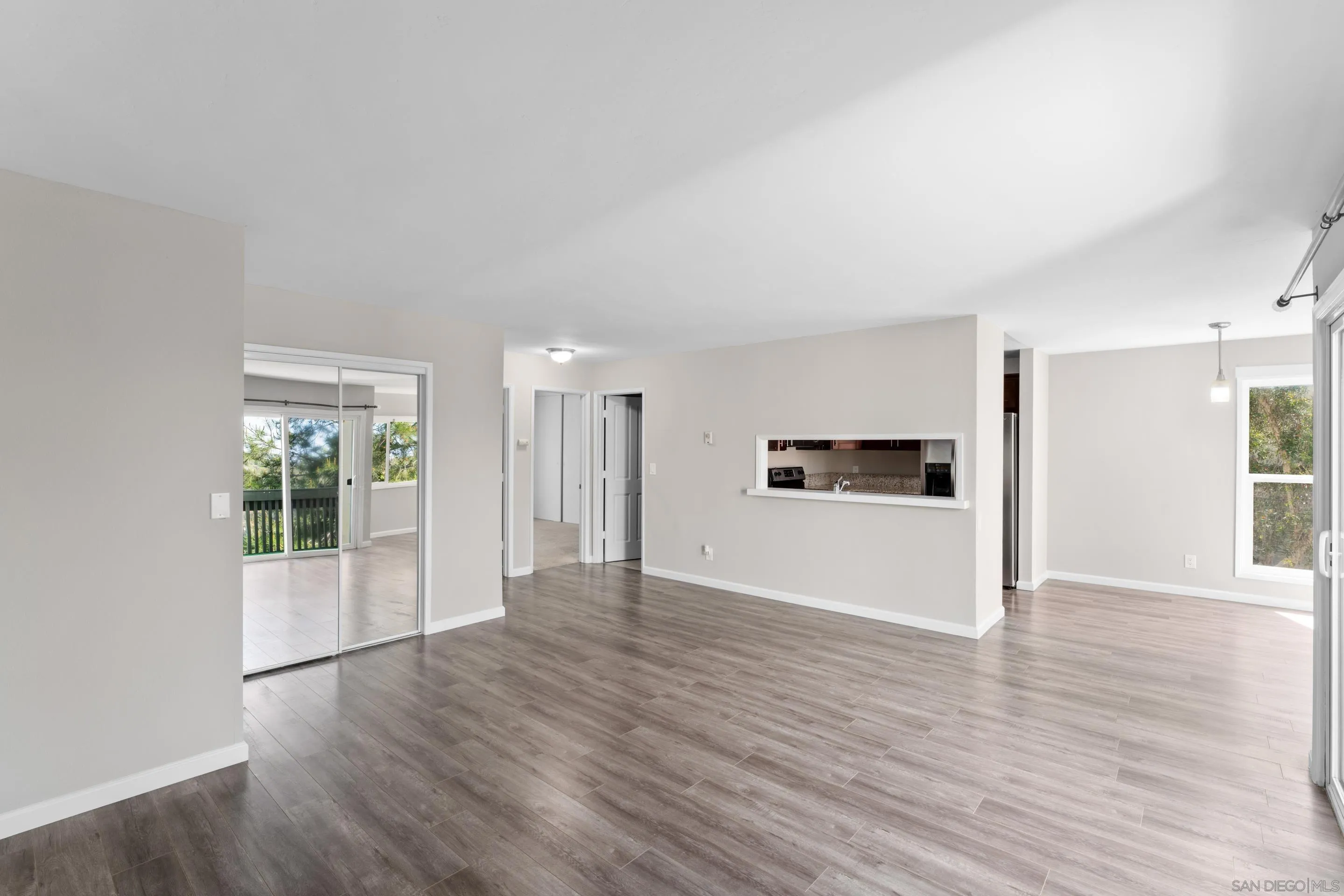 https://cdn.realtyfeed.com/cdn/127/260001808/464ba0072a5b566adc2be881a36b2205.webp