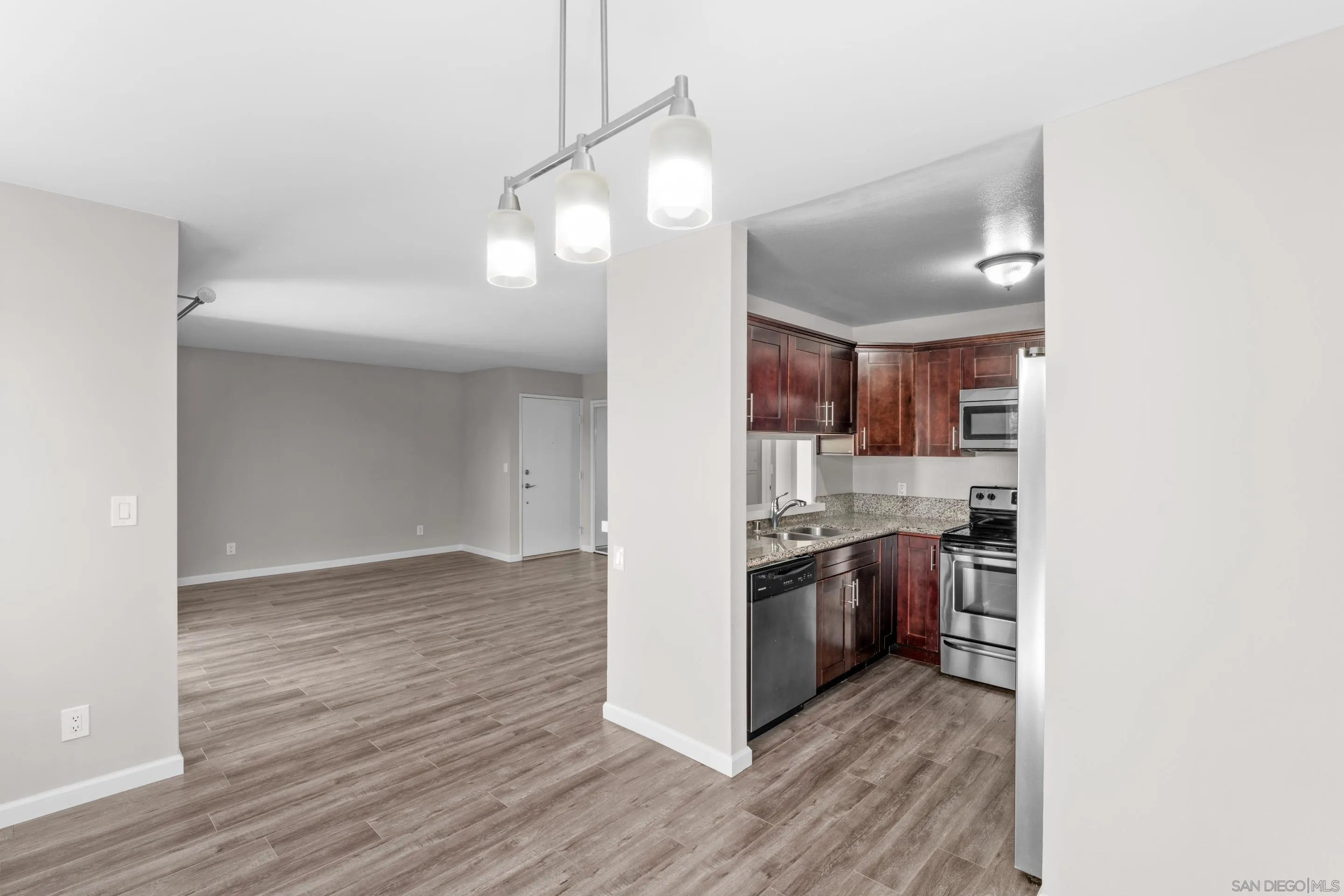 https://cdn.realtyfeed.com/cdn/127/260001808/ce516a77b3197c9100754fb70ec4a000.webp