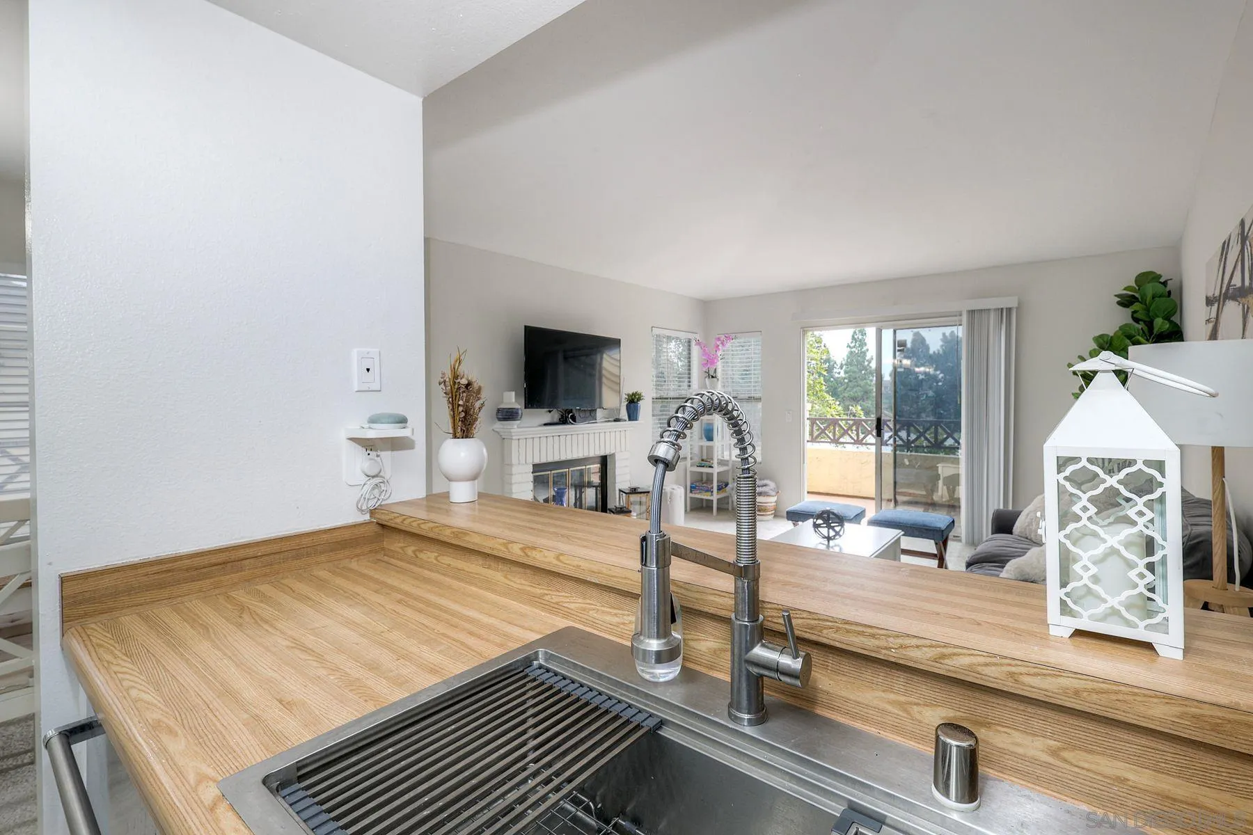 Photo #10: 260001809 Listing: Photo #10