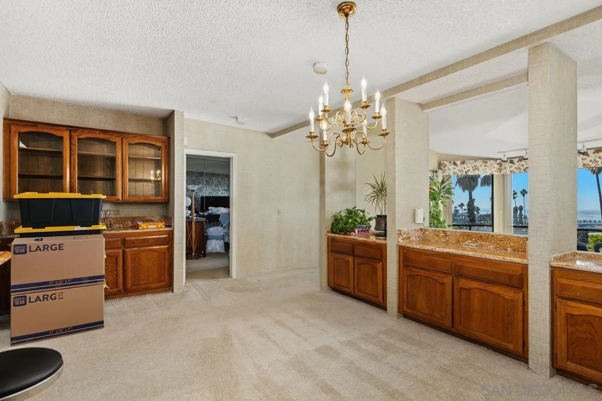 https://cdn.realtyfeed.com/cdn/127/260001810/86fa2335fabf44a8e45316384fe7f767.webp