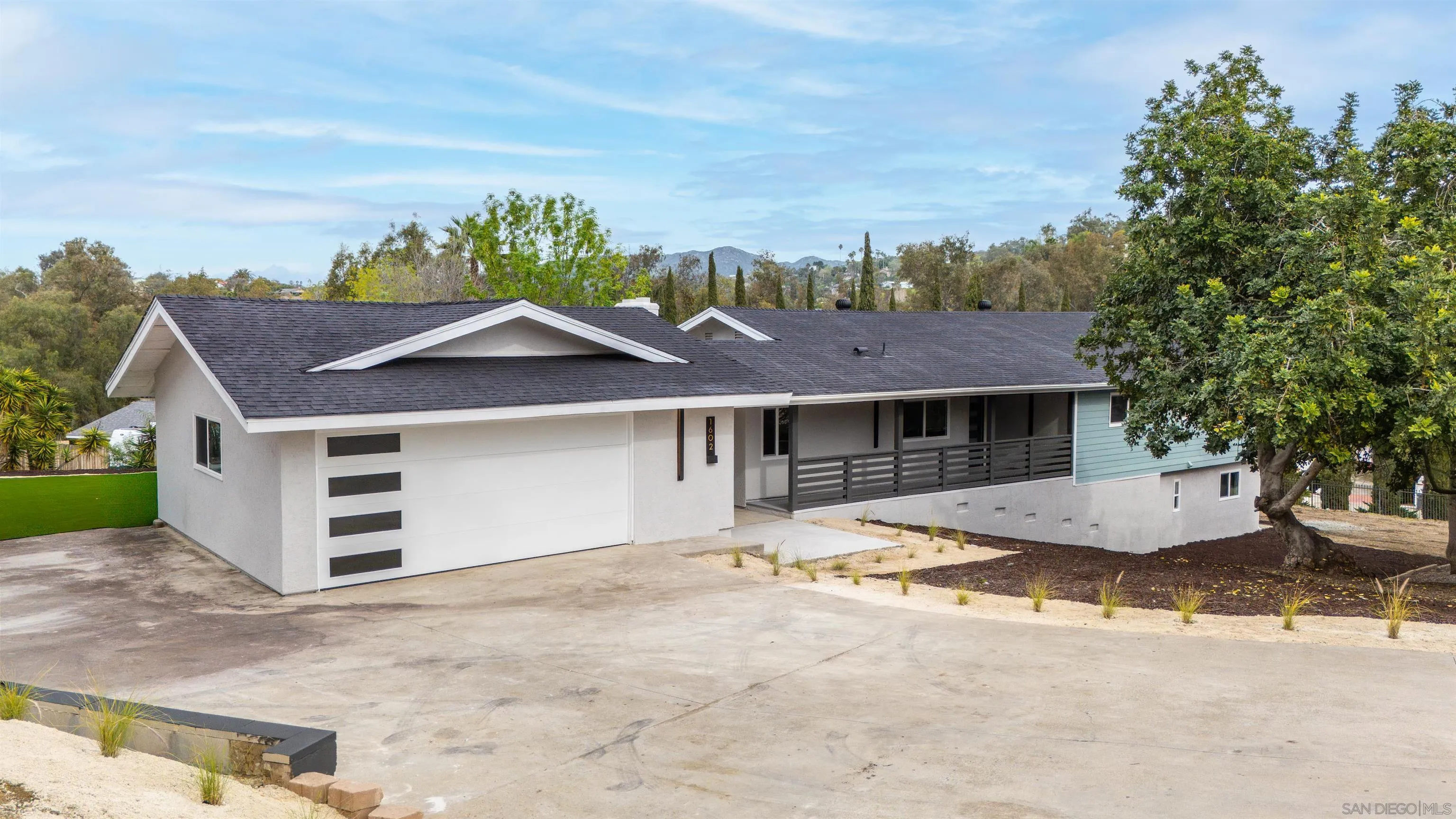 https://cdn.realtyfeed.com/cdn/127/260001811/eb74c2b6b4c20a3c1858a35a1b7e49e4.webp
