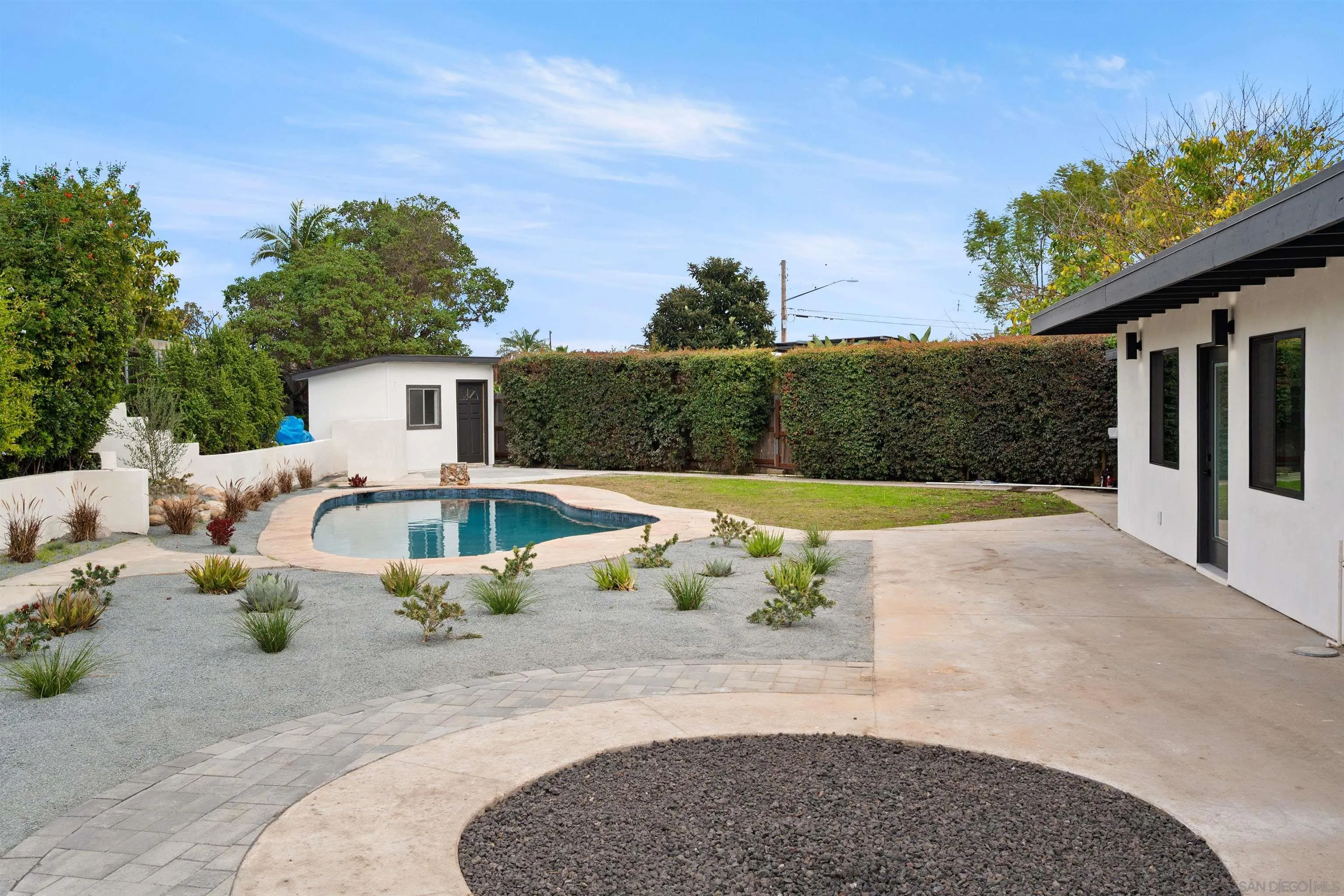 https://cdn.realtyfeed.com/cdn/127/260001814/c3802fa8e7fabaa7b2e769cd2813cbc0.webp