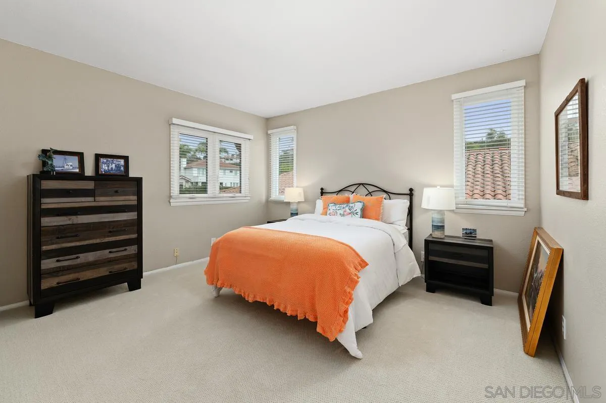 https://cdn.realtyfeed.com/cdn/127/260001817/017c633279bd977e2136c95c2b954dc5.webp