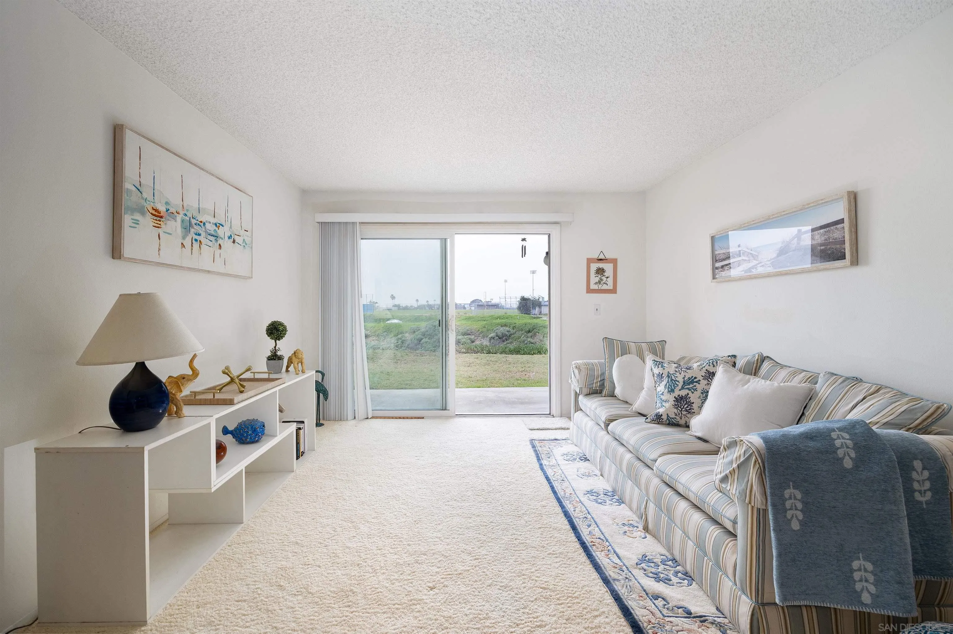 Photo #1: 260001824 Listing: Photo #1