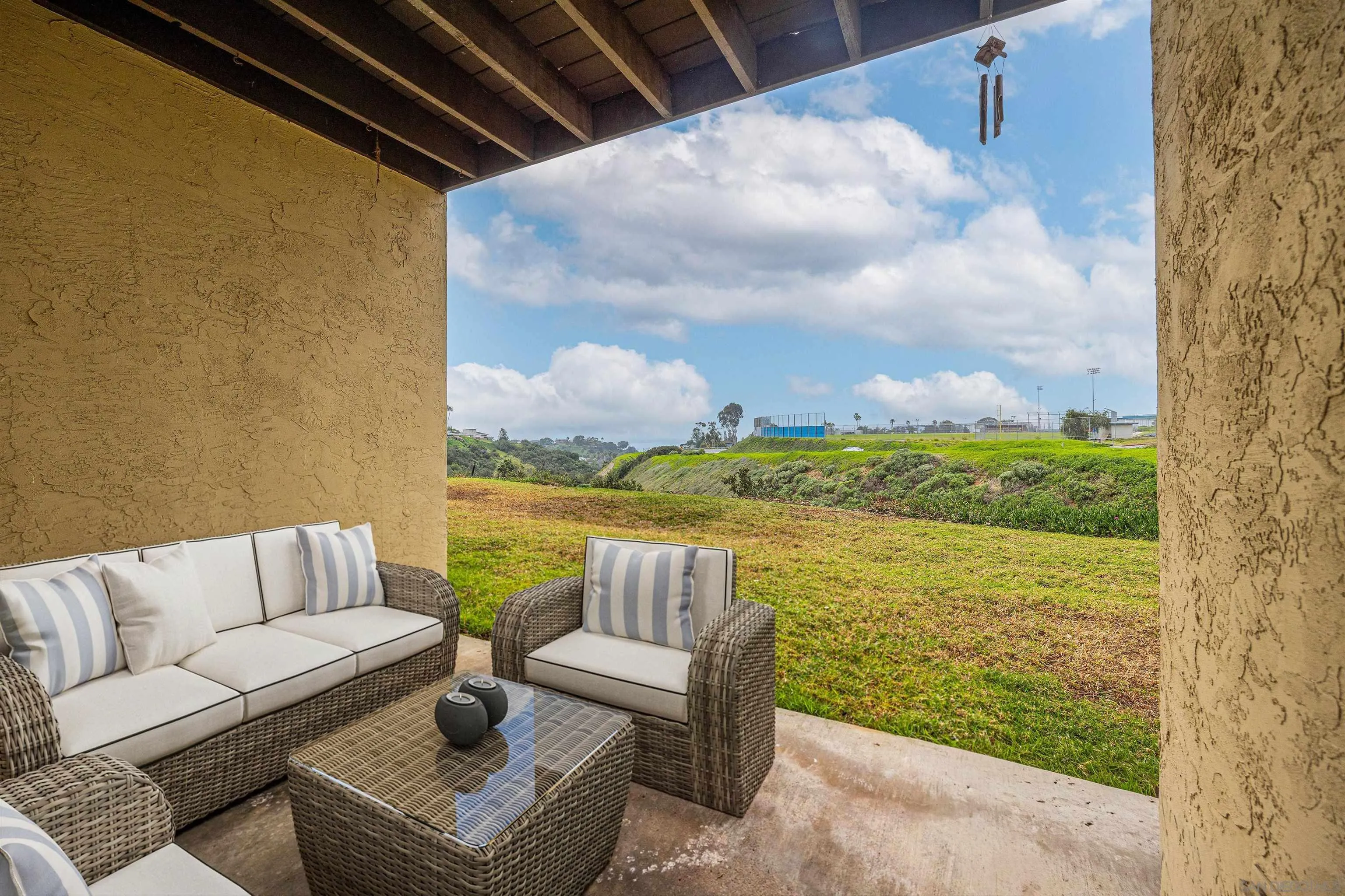 Photo #2: 260001824 Listing: Photo #2