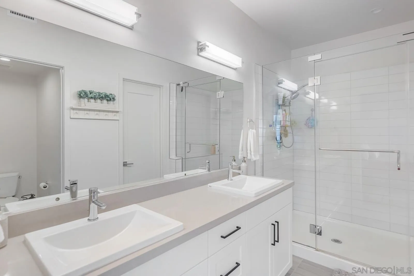 Photo #25: 260001825 Listing: Photo #25