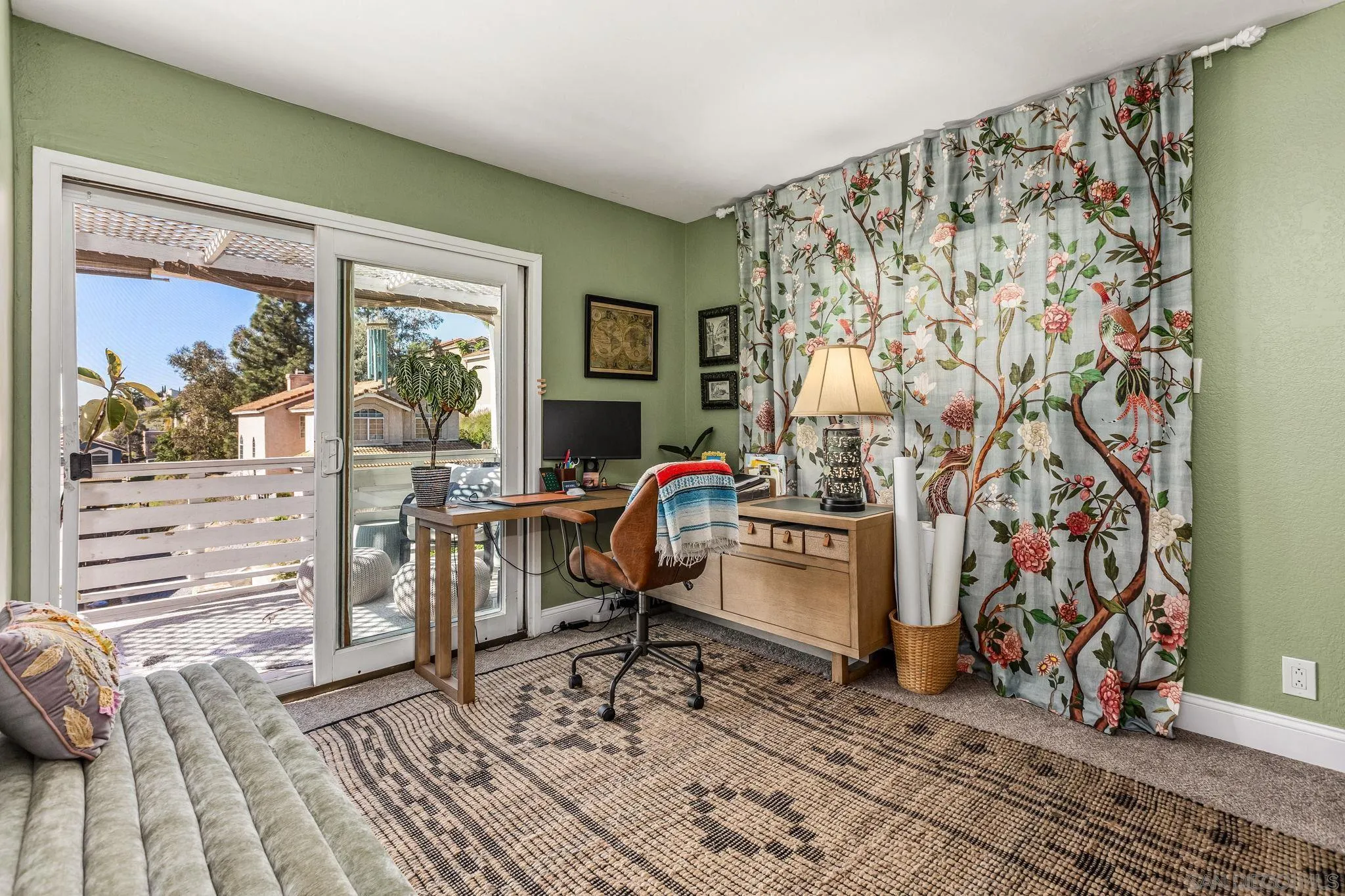 https://cdn.realtyfeed.com/cdn/127/260001829/1ba295292598b30700d7a30121f26b8e.webp
