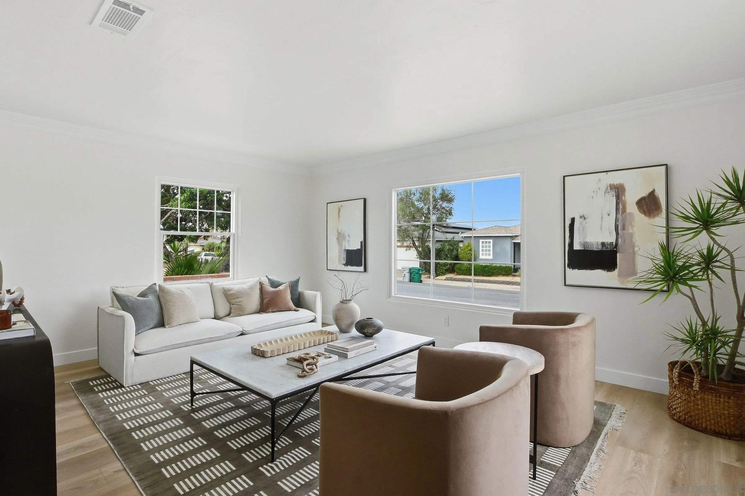 https://cdn.realtyfeed.com/cdn/127/260001830/9983aee599a999dd8032486213c538d9.webp