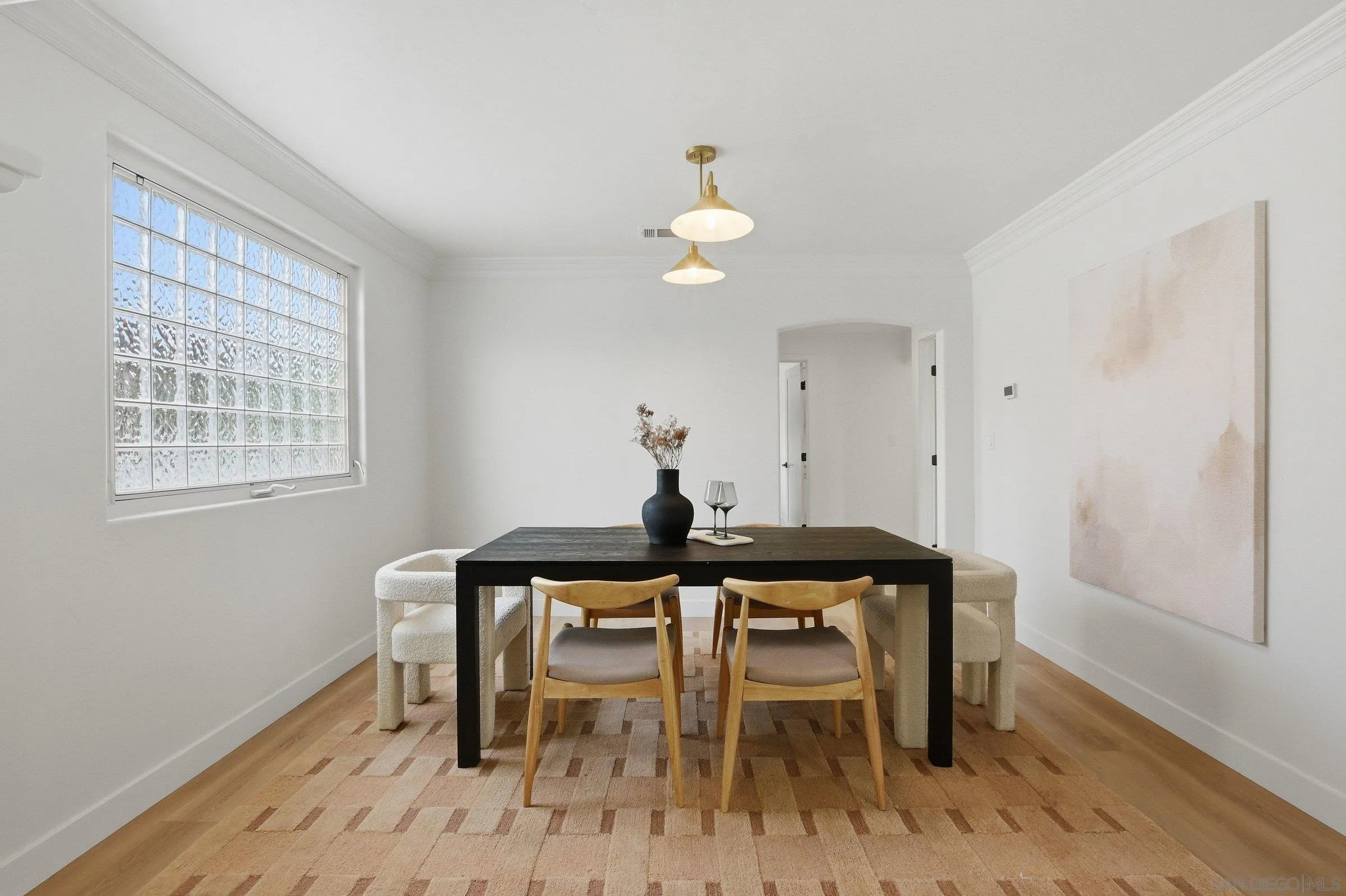 https://cdn.realtyfeed.com/cdn/127/260001830/9abde962bc65842b3ead8e823d73184c.webp