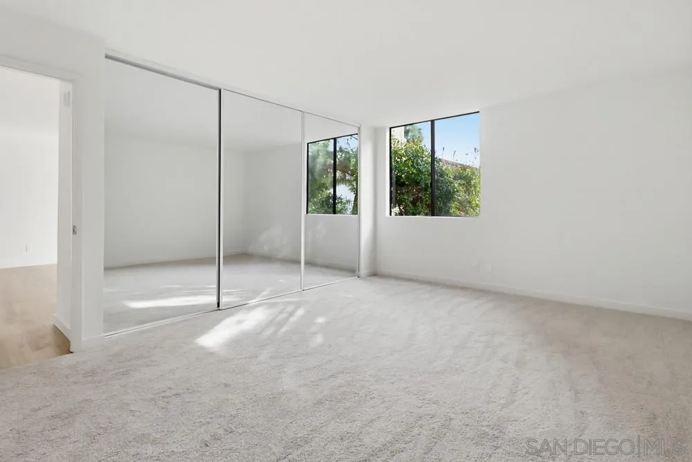 https://cdn.realtyfeed.com/cdn/127/260001831/150bf96a57de1d309d30609557ca0ad2.webp