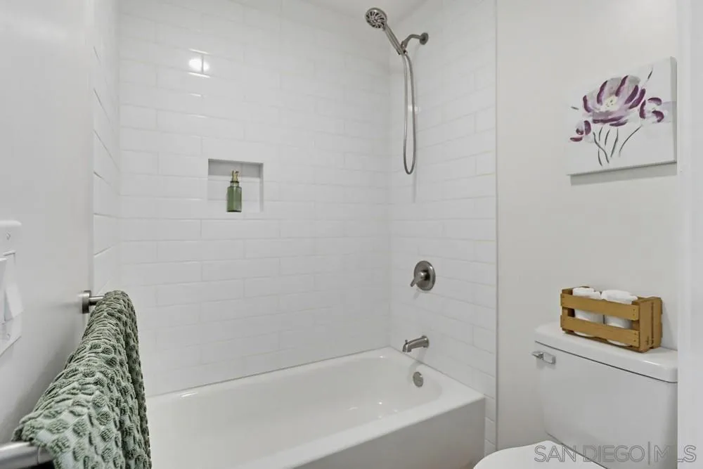 https://cdn.realtyfeed.com/cdn/127/260001831/45686fce197484ab040165ac41ca69d7.webp