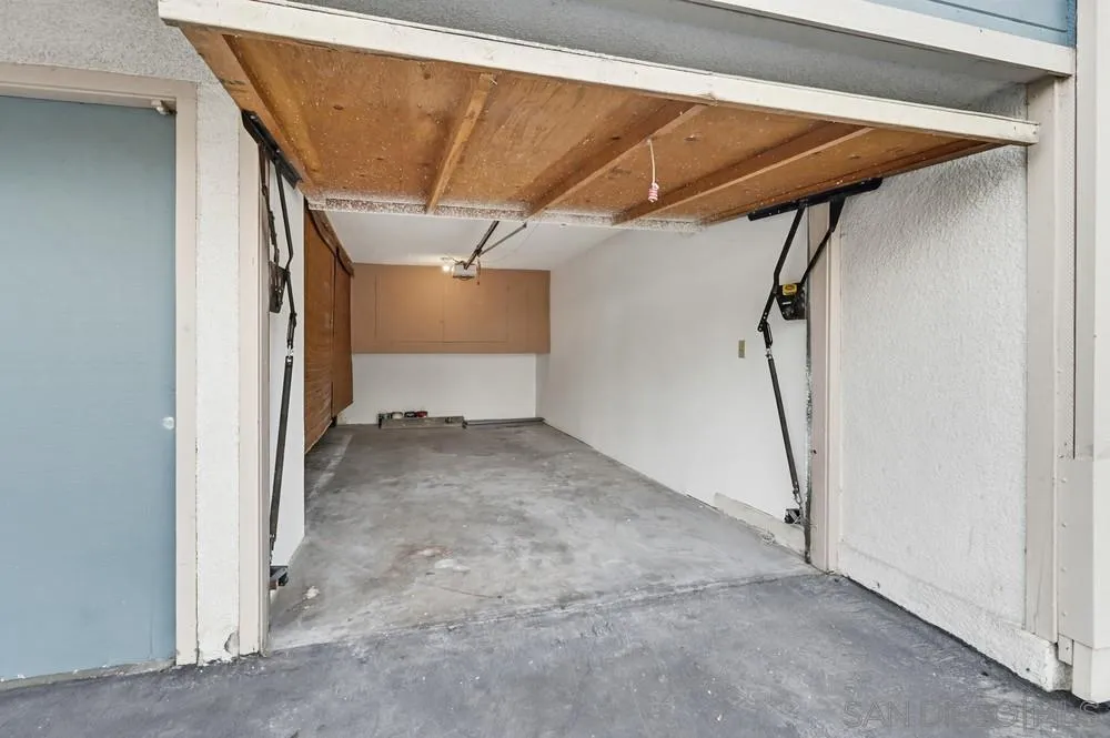 https://cdn.realtyfeed.com/cdn/127/260001831/6e13b43df7c05d2ce74bb837806ca154.webp
