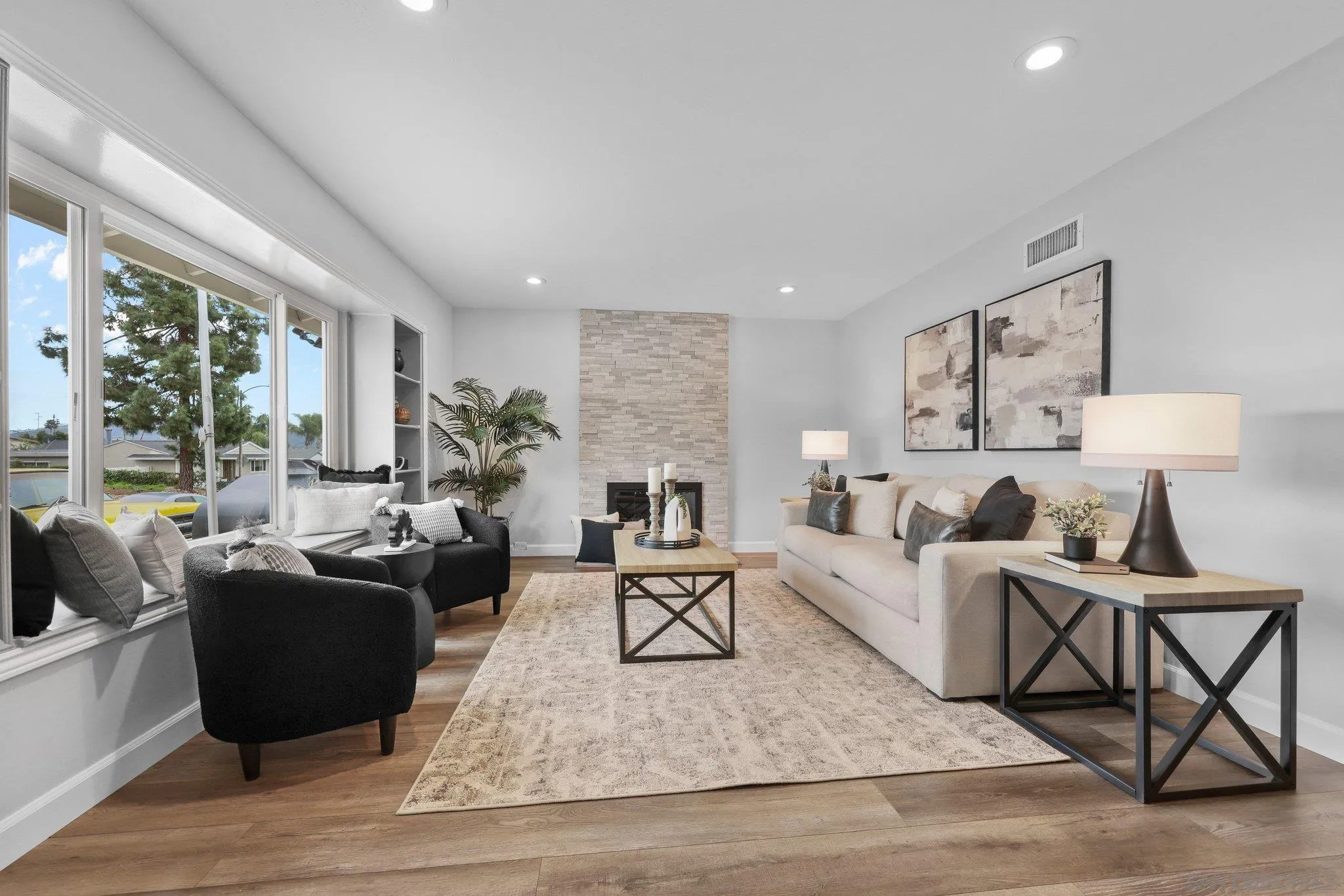 https://cdn.realtyfeed.com/cdn/127/260001833/2c6135c502f58a33ff15b9ddafd98cbe.webp