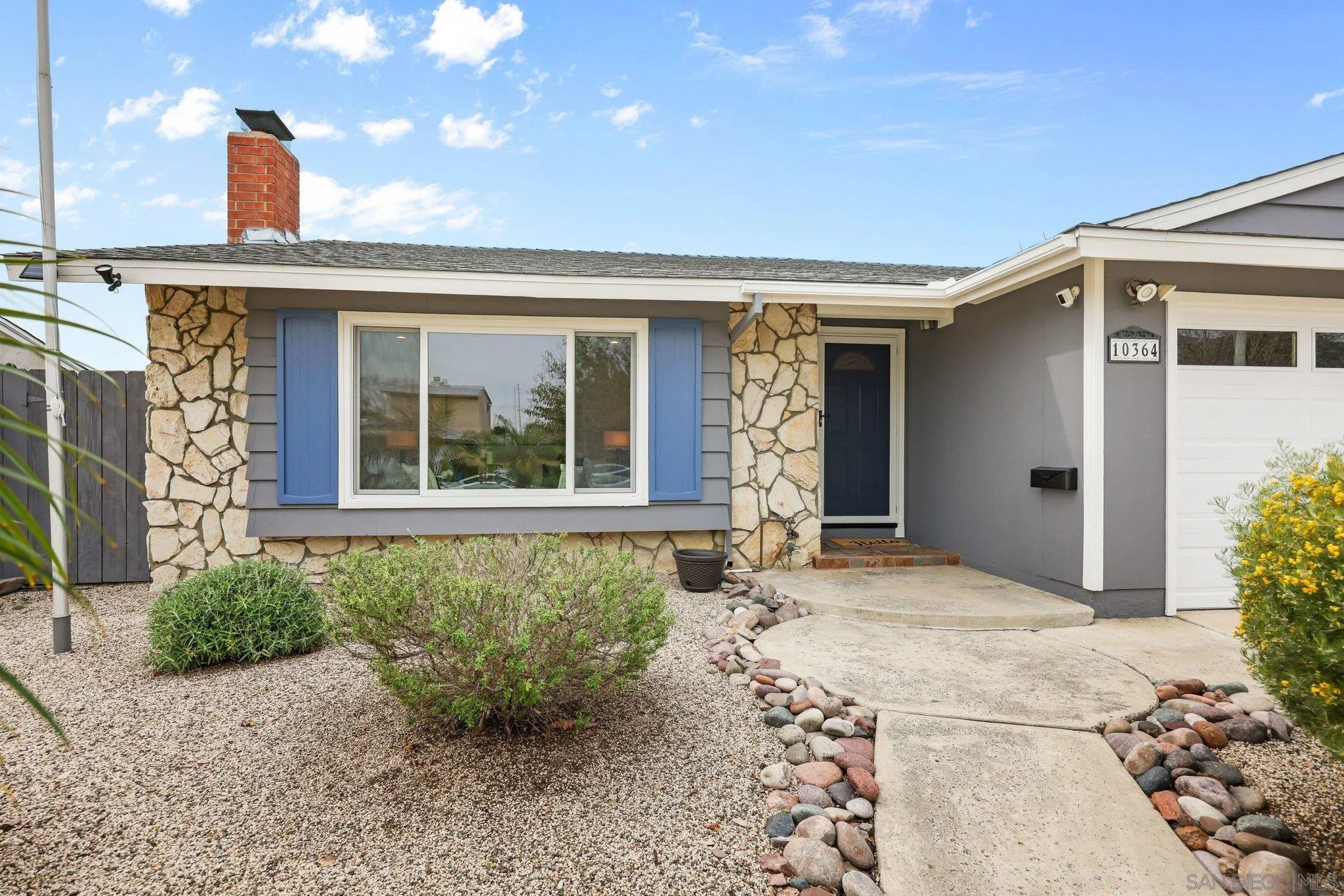 https://cdn.realtyfeed.com/cdn/127/260001833/6829b3986c627e4169616b90fb744e9f.webp