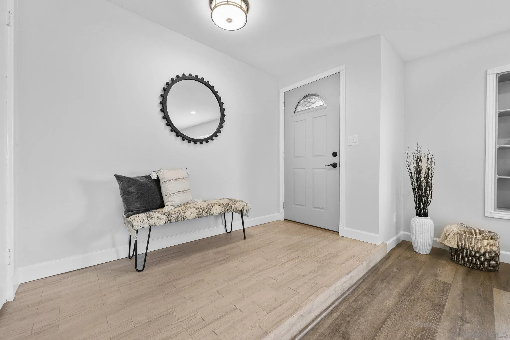 https://cdn.realtyfeed.com/cdn/127/260001833/8c13c3599f61bd72ea9b983bbbb1b431.webp