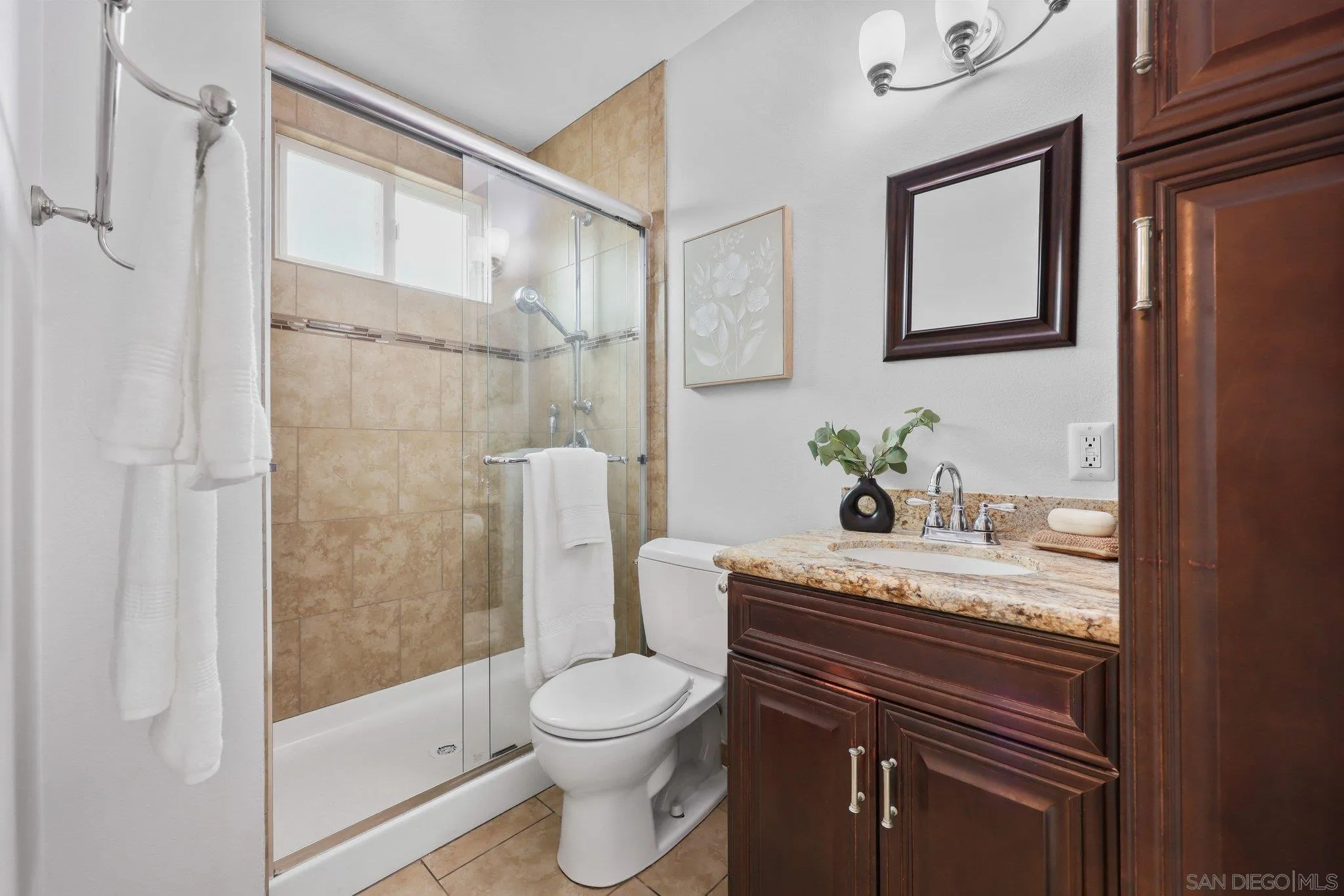https://cdn.realtyfeed.com/cdn/127/260001833/93d85b095ae7934232790db28929868b.webp