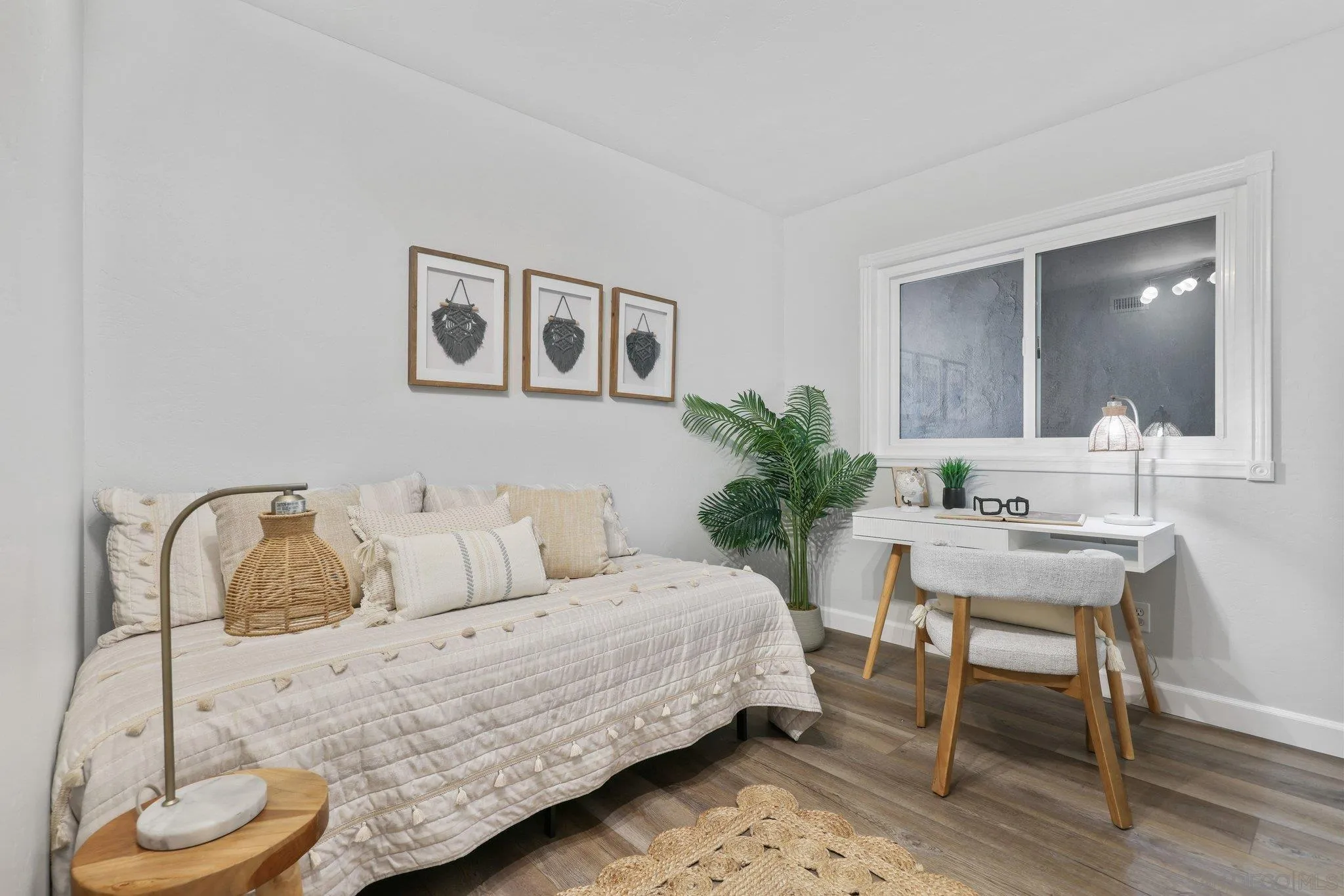 https://cdn.realtyfeed.com/cdn/127/260001833/c8c44e3b540275cee9a0f3e1d131f15a.webp