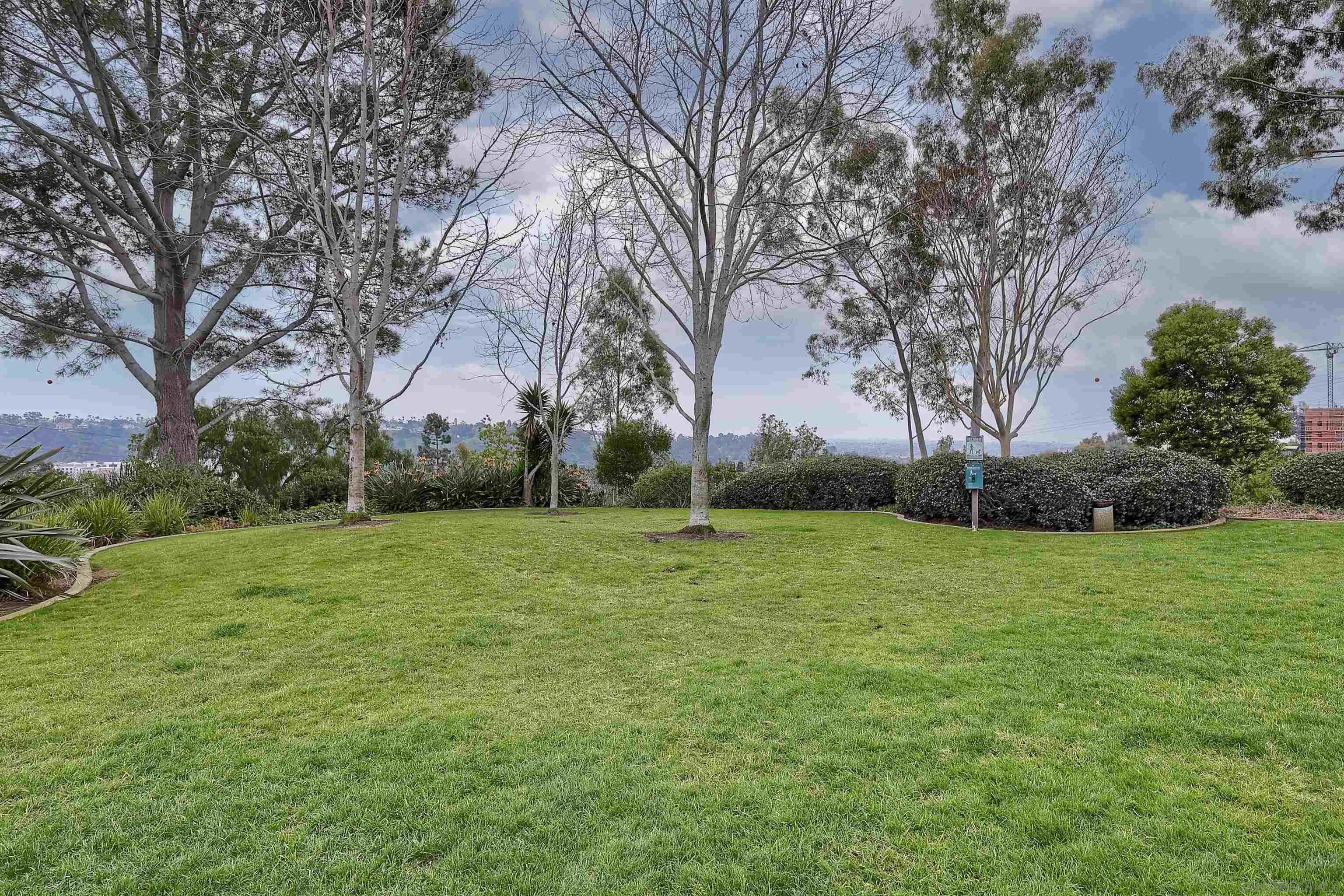 https://cdn.realtyfeed.com/cdn/127/260001836/4270678c13bc01369d0d535bd210c2ca.webp