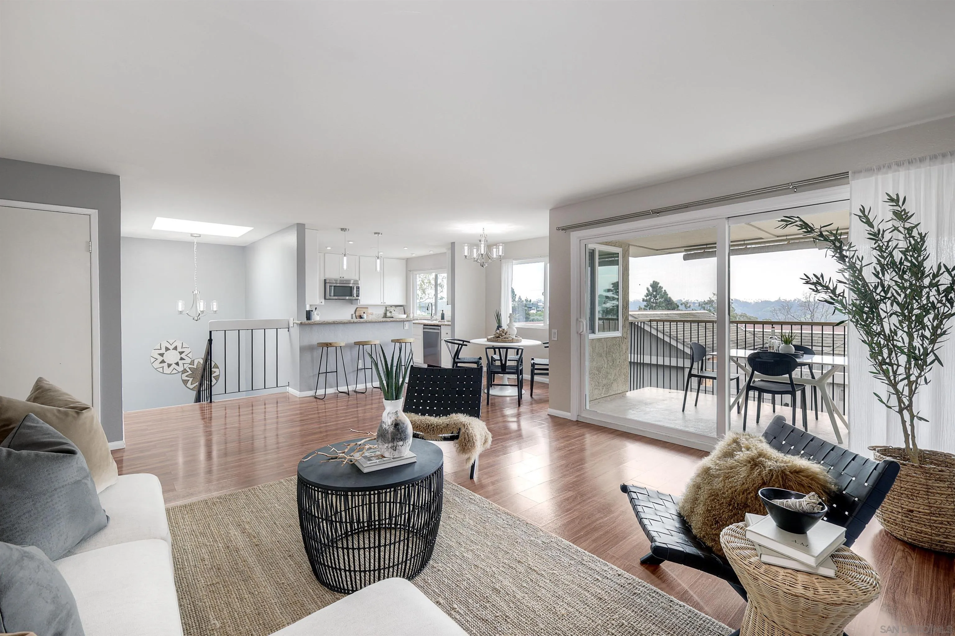 https://cdn.realtyfeed.com/cdn/127/260001836/6a49c149ac31267f65b05534ab6aabd8.webp