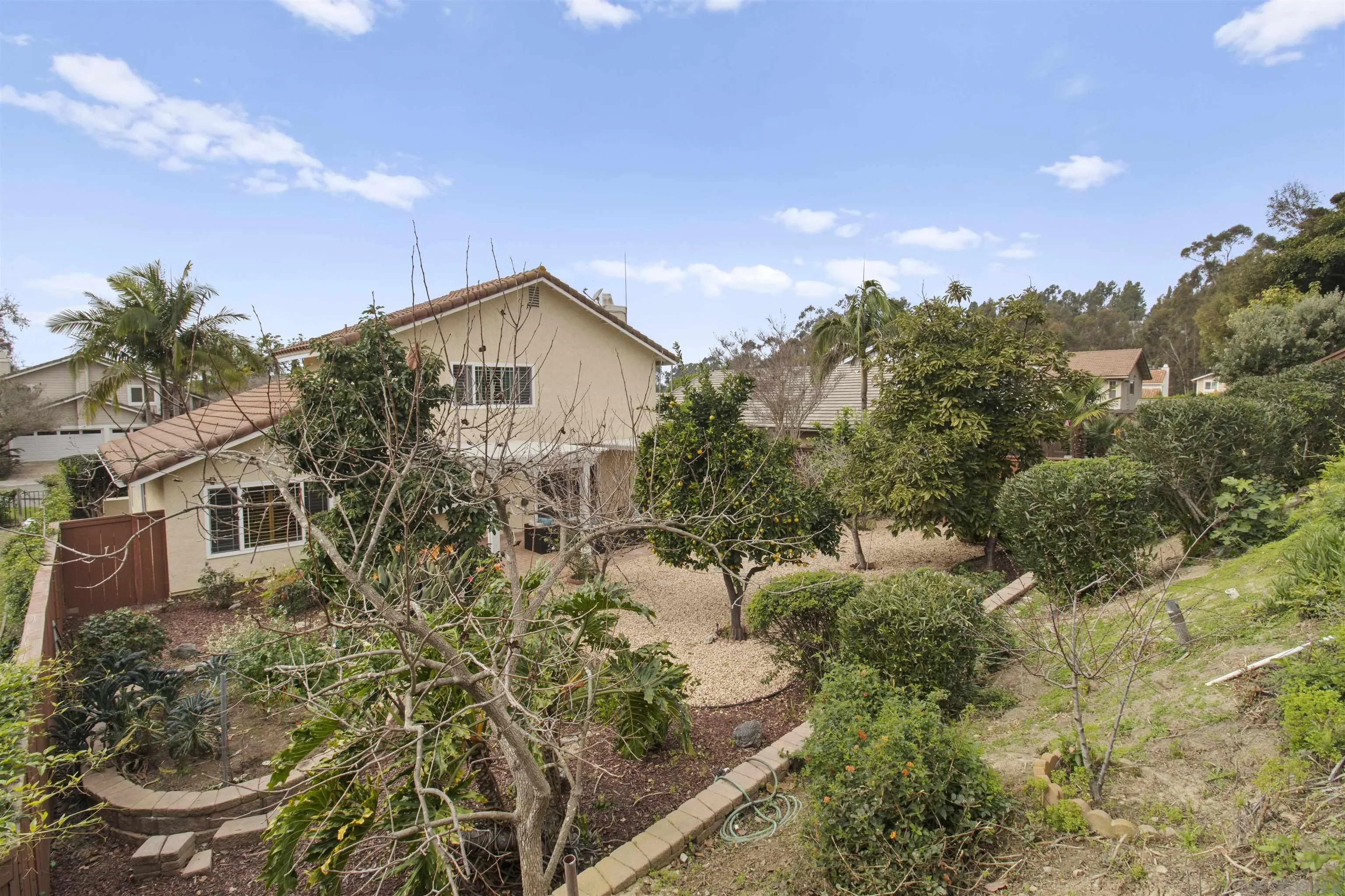 https://cdn.realtyfeed.com/cdn/127/260001838/af7829bfa563484f564d0fc4bd02d9f1.webp