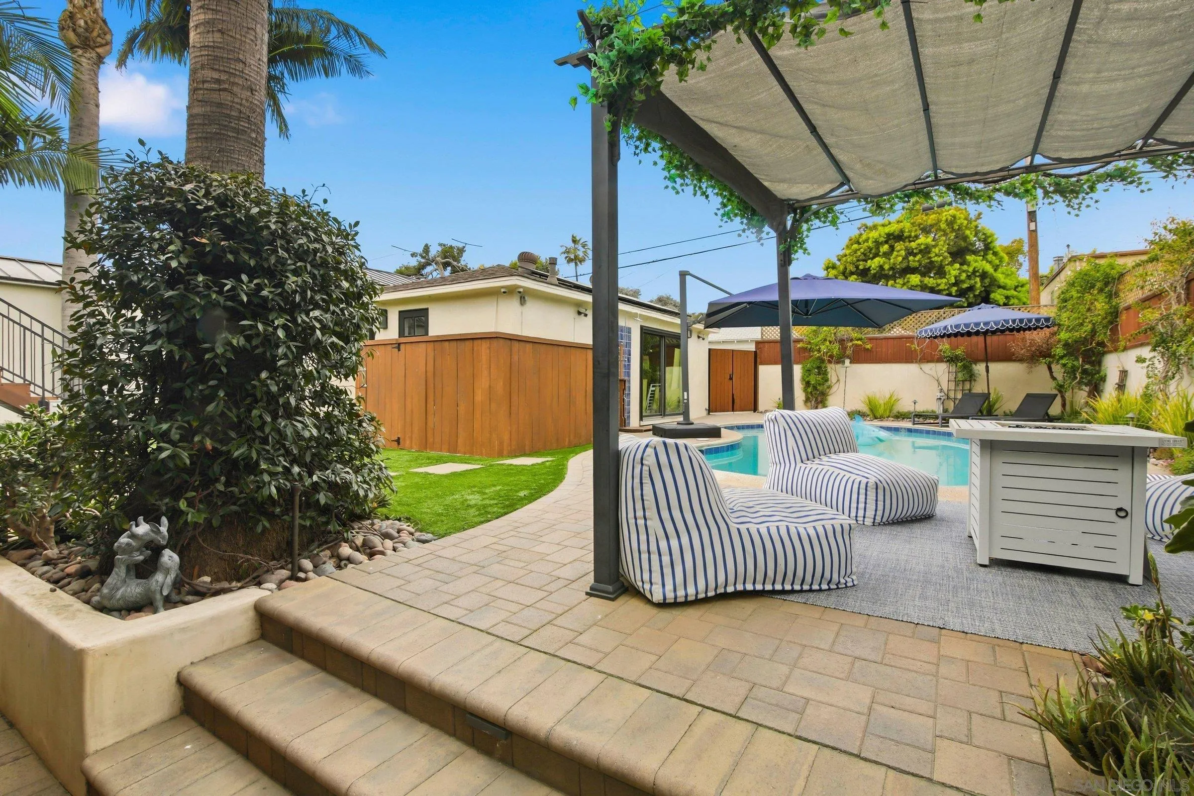 https://cdn.realtyfeed.com/cdn/127/260001842/0f2405ef20f30a1e385edbe091e52d51.webp