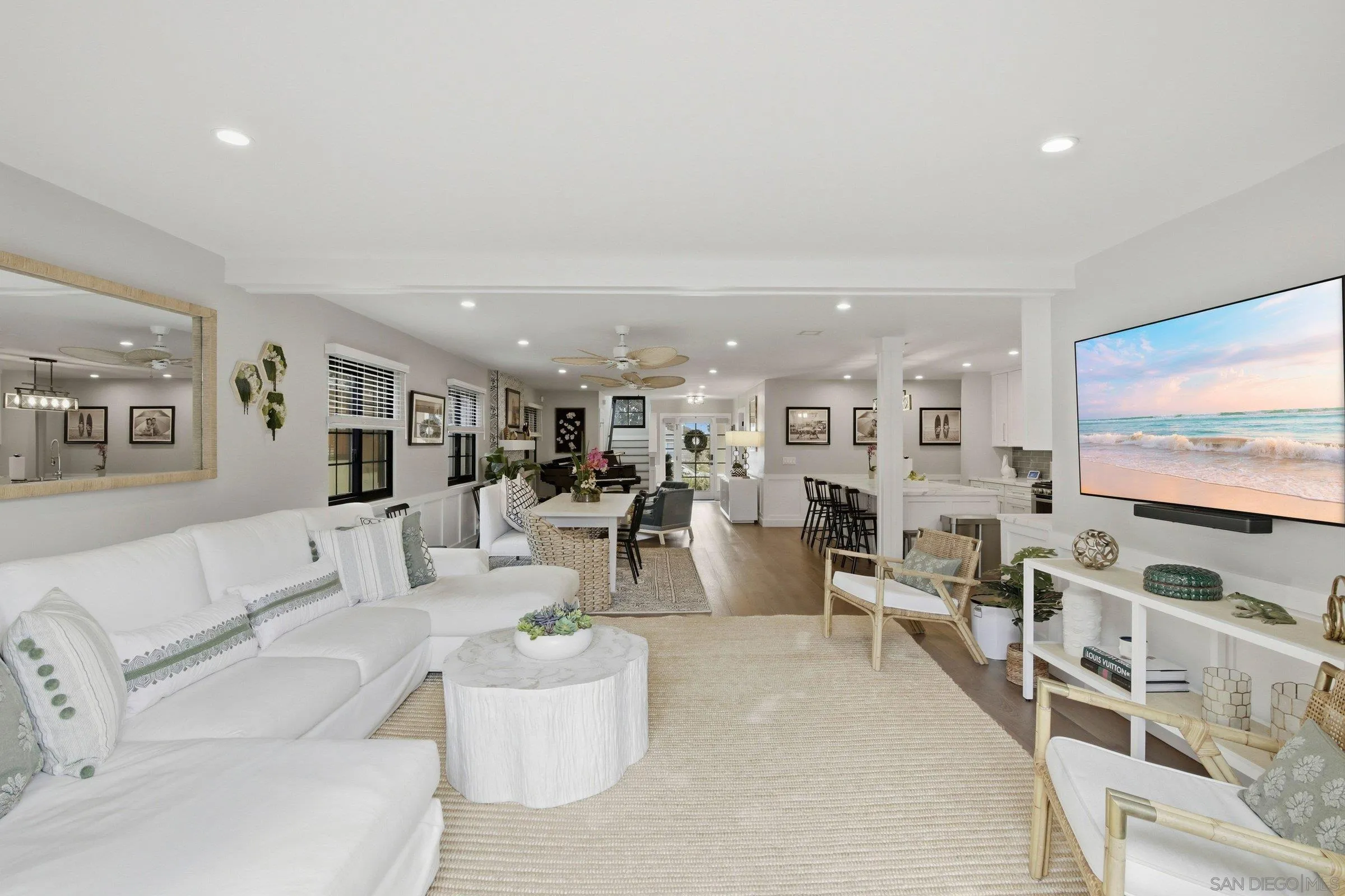 https://cdn.realtyfeed.com/cdn/127/260001842/17ddb6c1eba83bb81f1c6b8621e3b54a.webp