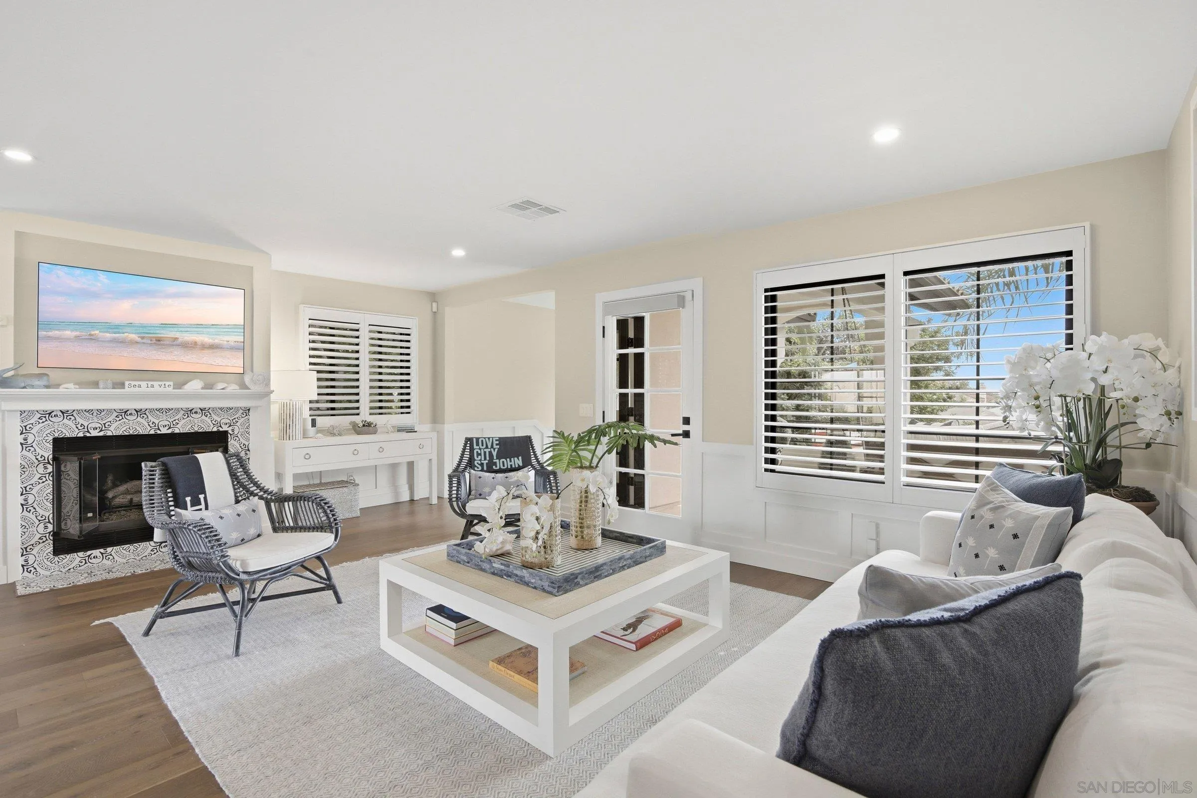 https://cdn.realtyfeed.com/cdn/127/260001842/3b170c069b6d9d8cfcd8d73dd0f827f0.webp
