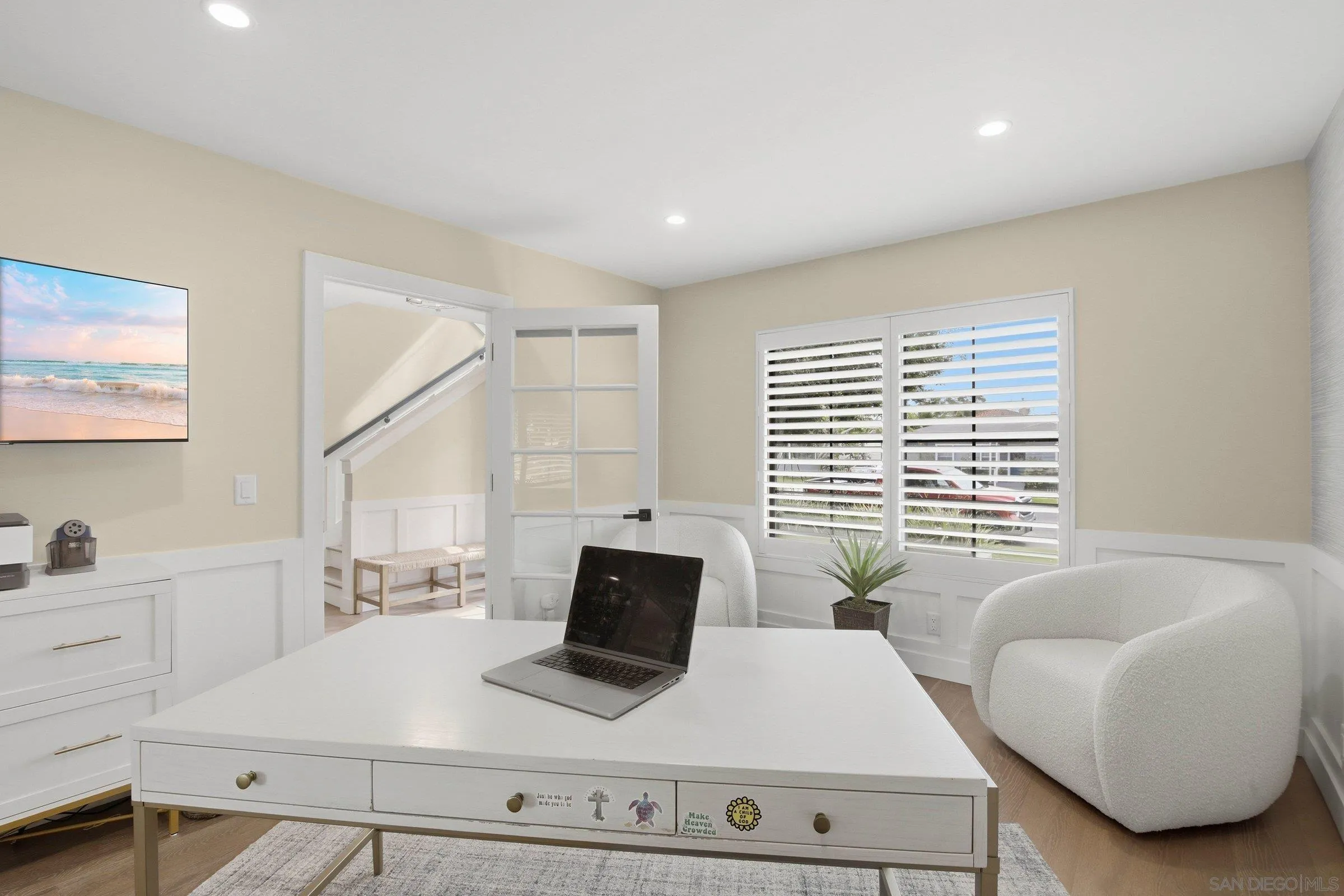 https://cdn.realtyfeed.com/cdn/127/260001842/a71c969f1c0325d6b2716289840f5480.webp