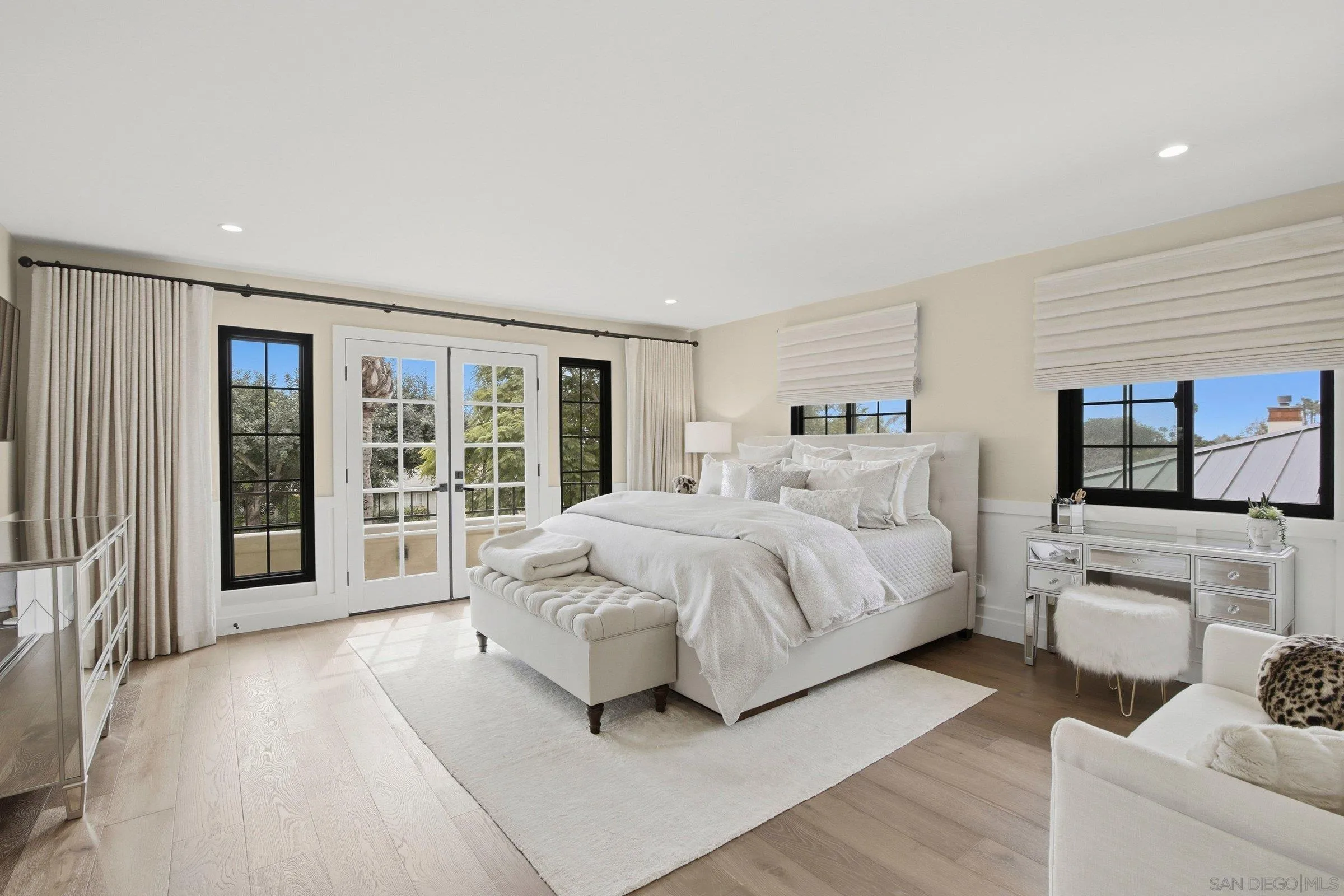 https://cdn.realtyfeed.com/cdn/127/260001842/c24d1883c04a12520f05156f23883997.webp