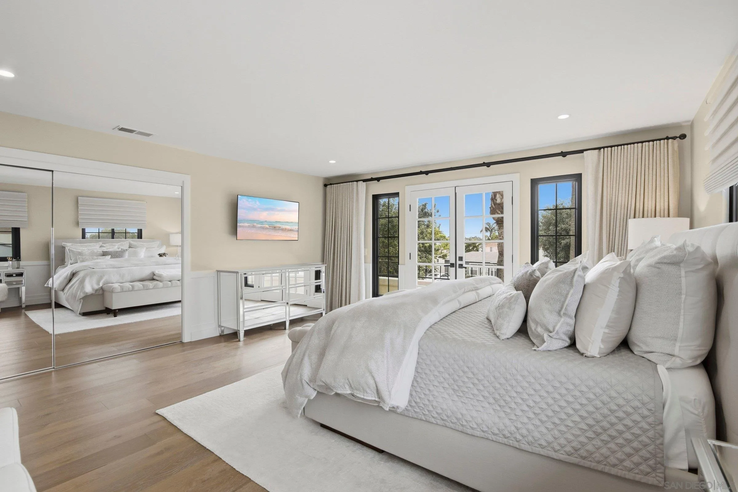 https://cdn.realtyfeed.com/cdn/127/260001842/c43b1131b610005716b5a5bbf7c0fed5.webp