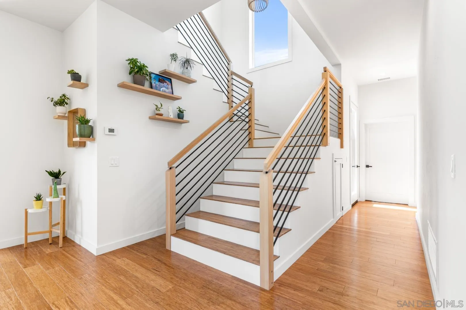 https://cdn.realtyfeed.com/cdn/127/260001843/0970688b8afea5796b76279ee92fc8f9.webp