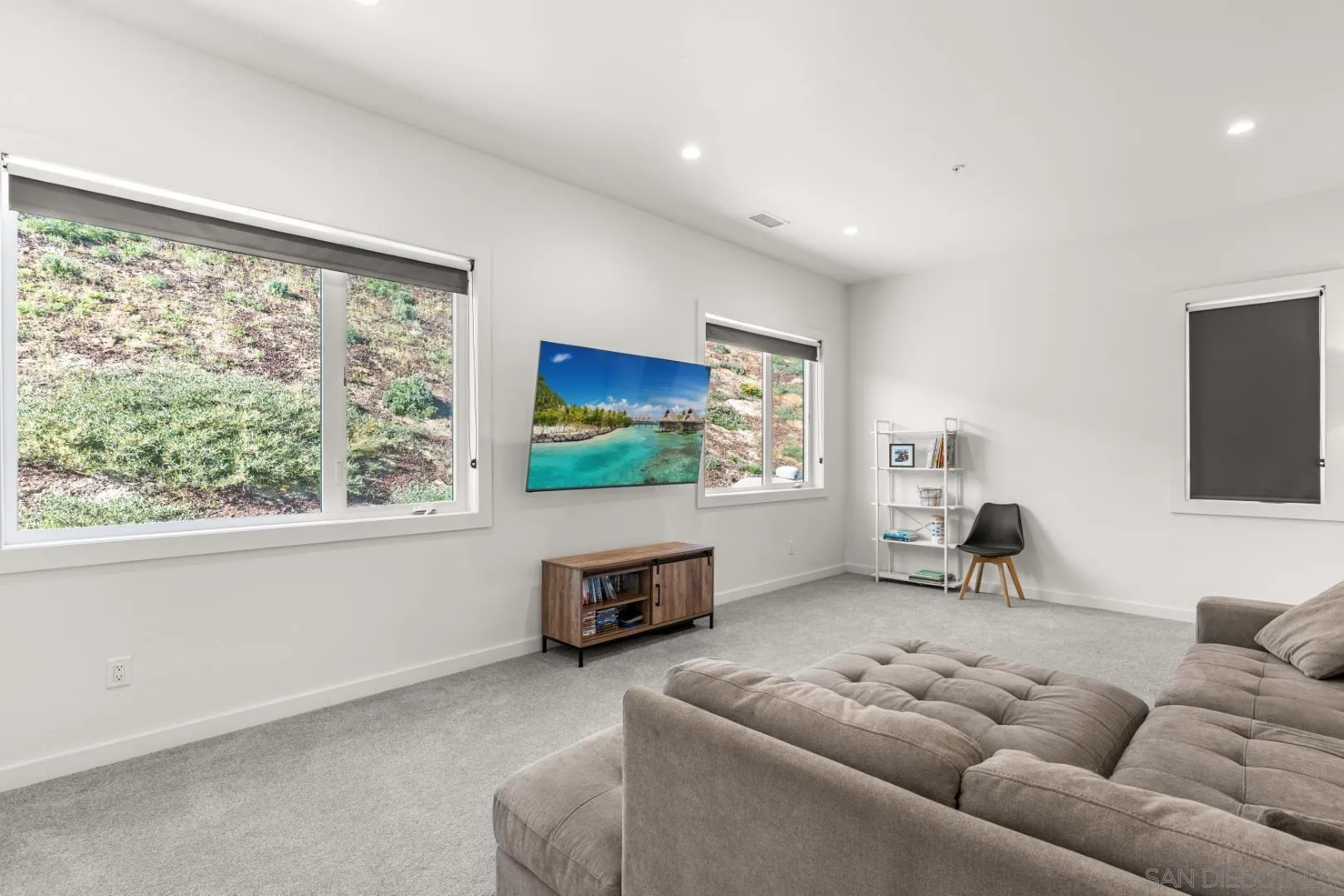 https://cdn.realtyfeed.com/cdn/127/260001843/1f68c056c74b7f40d505caa1b6ec06f8.webp