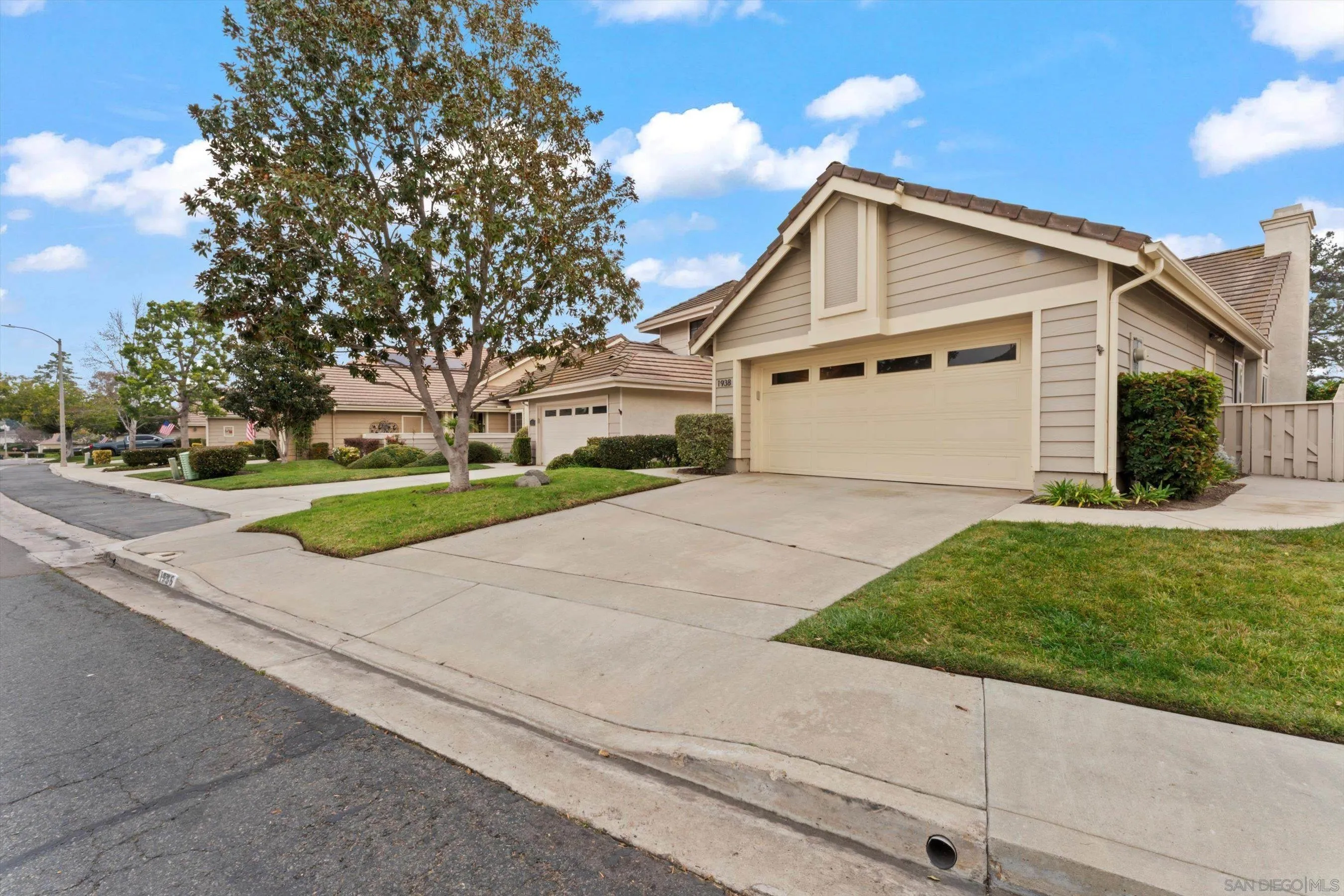 https://cdn.realtyfeed.com/cdn/127/260001844/f9546ffbcbb42652b6c4ca88207faf26.webp