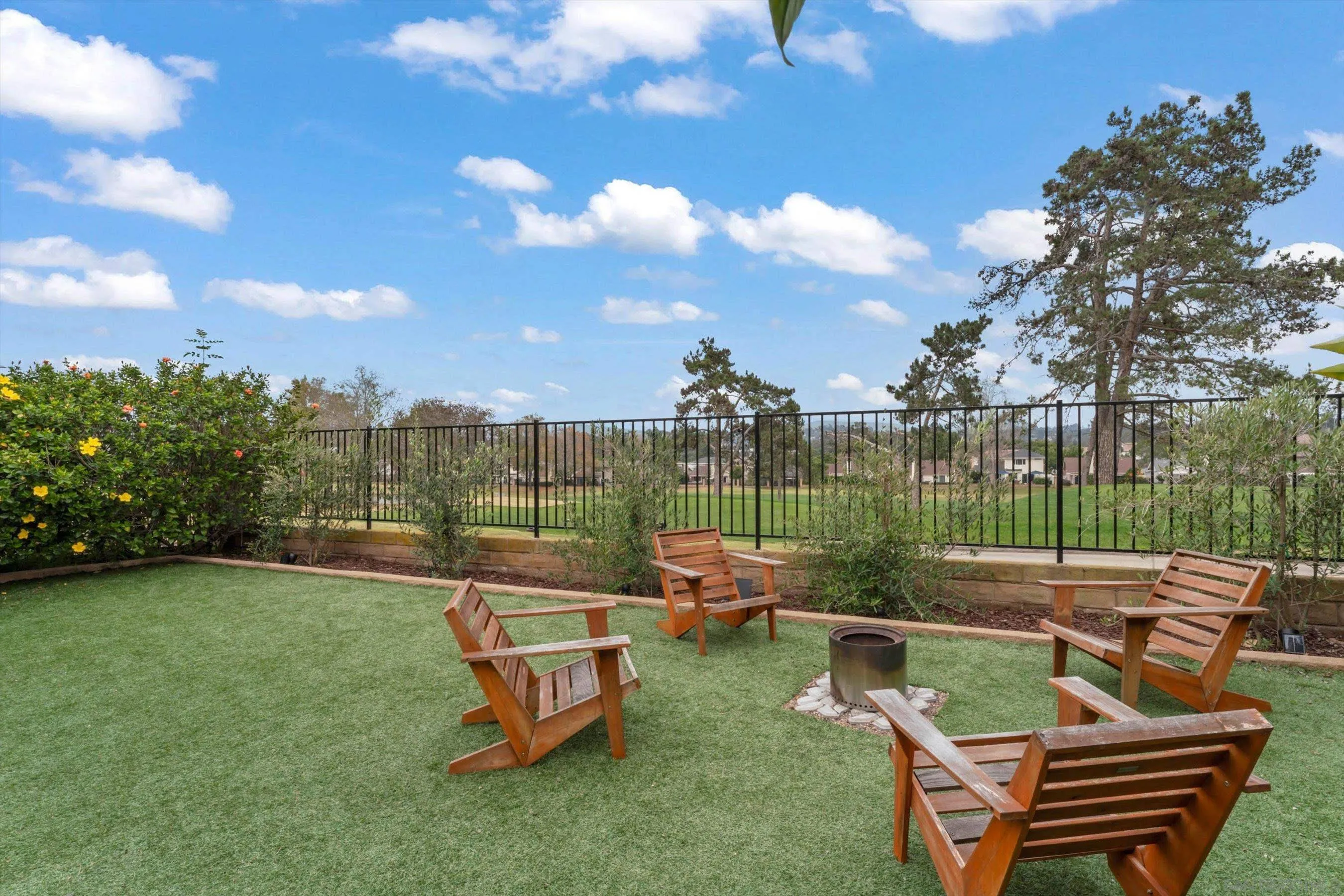 https://cdn.realtyfeed.com/cdn/127/260001844/fc5ee7c98869a82e7f1667bcd6b29603.webp